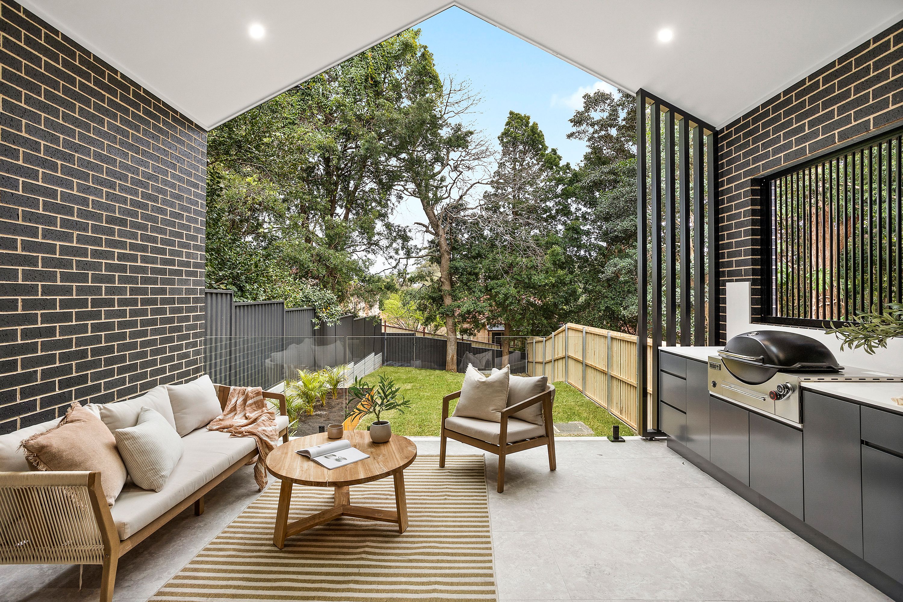 4B Elizabeth Street — photo from Ray White Wollongong