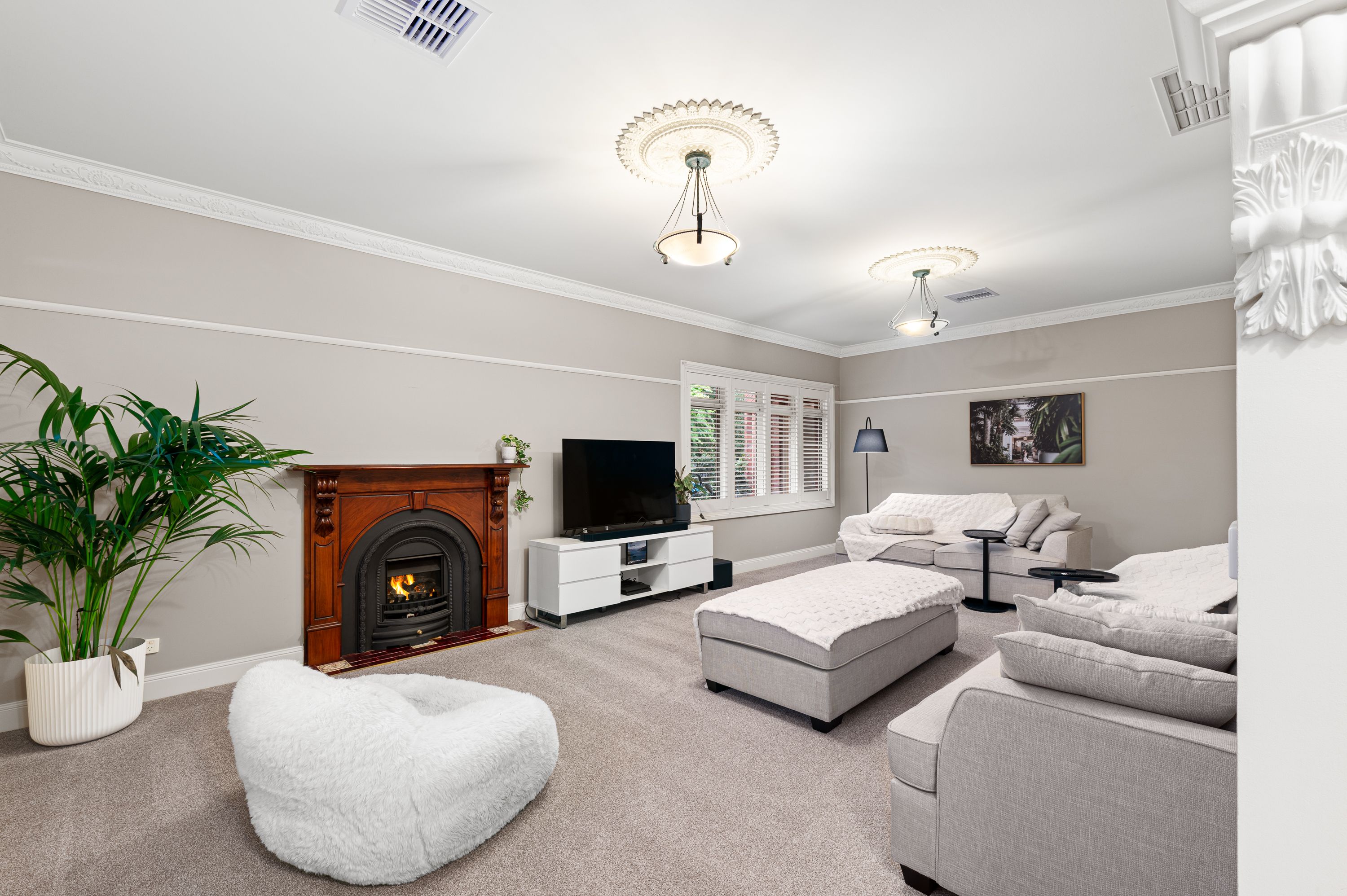 3 Shapiro Rise — photo from Ray White South Morang