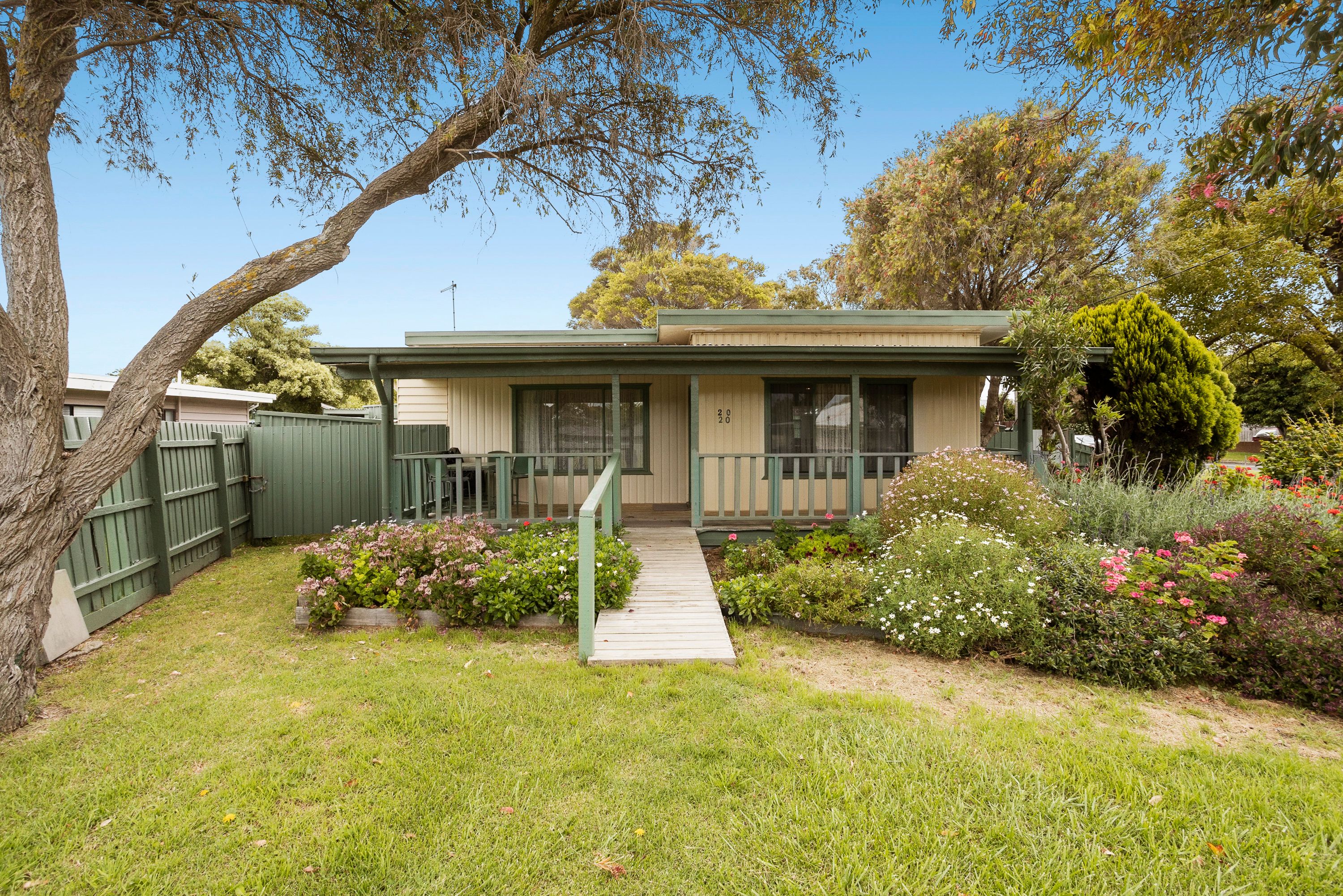 20 Kolinda Crescent, Capel Sound, VIC 3940