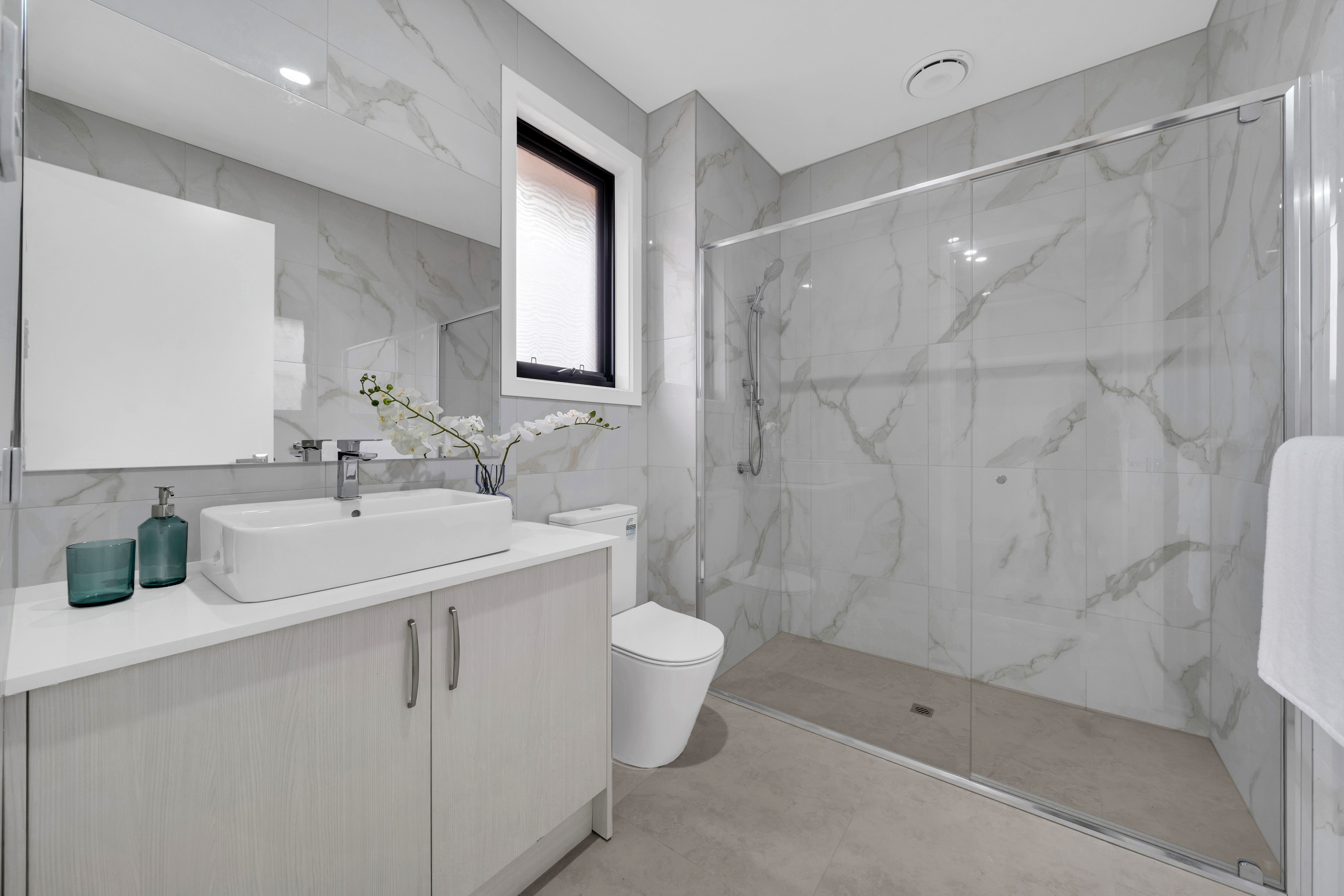 4 Newton Boulevard — photo 14 of 27