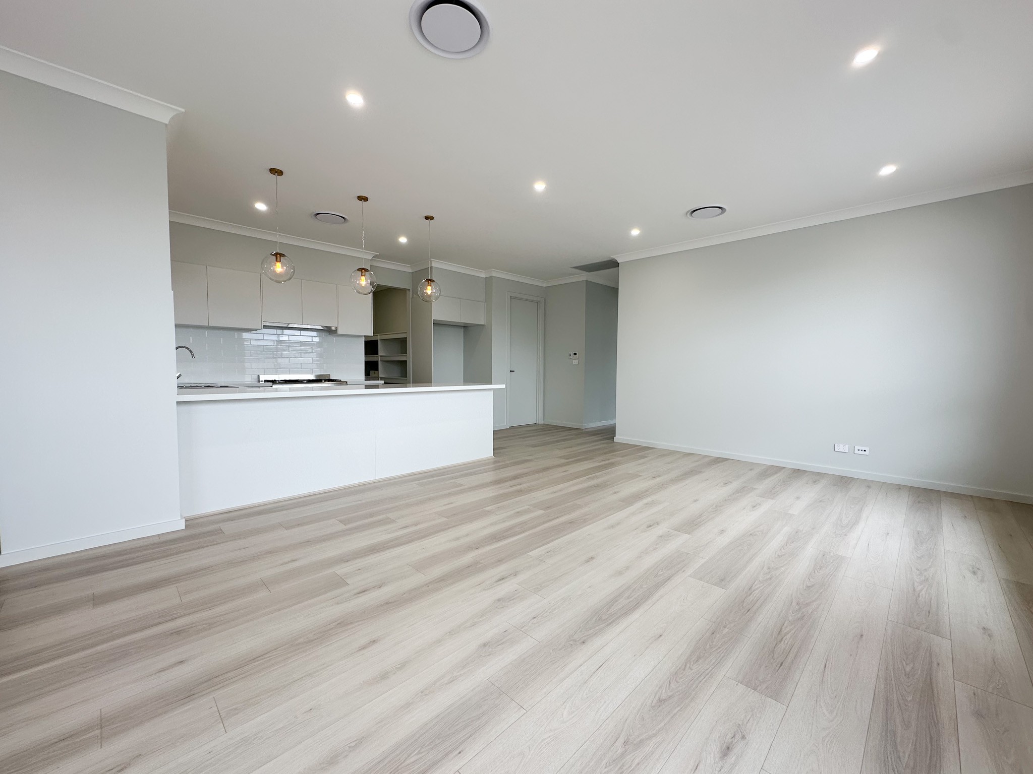 34 Dulcimere Street, Tahmoor, NSW 2573