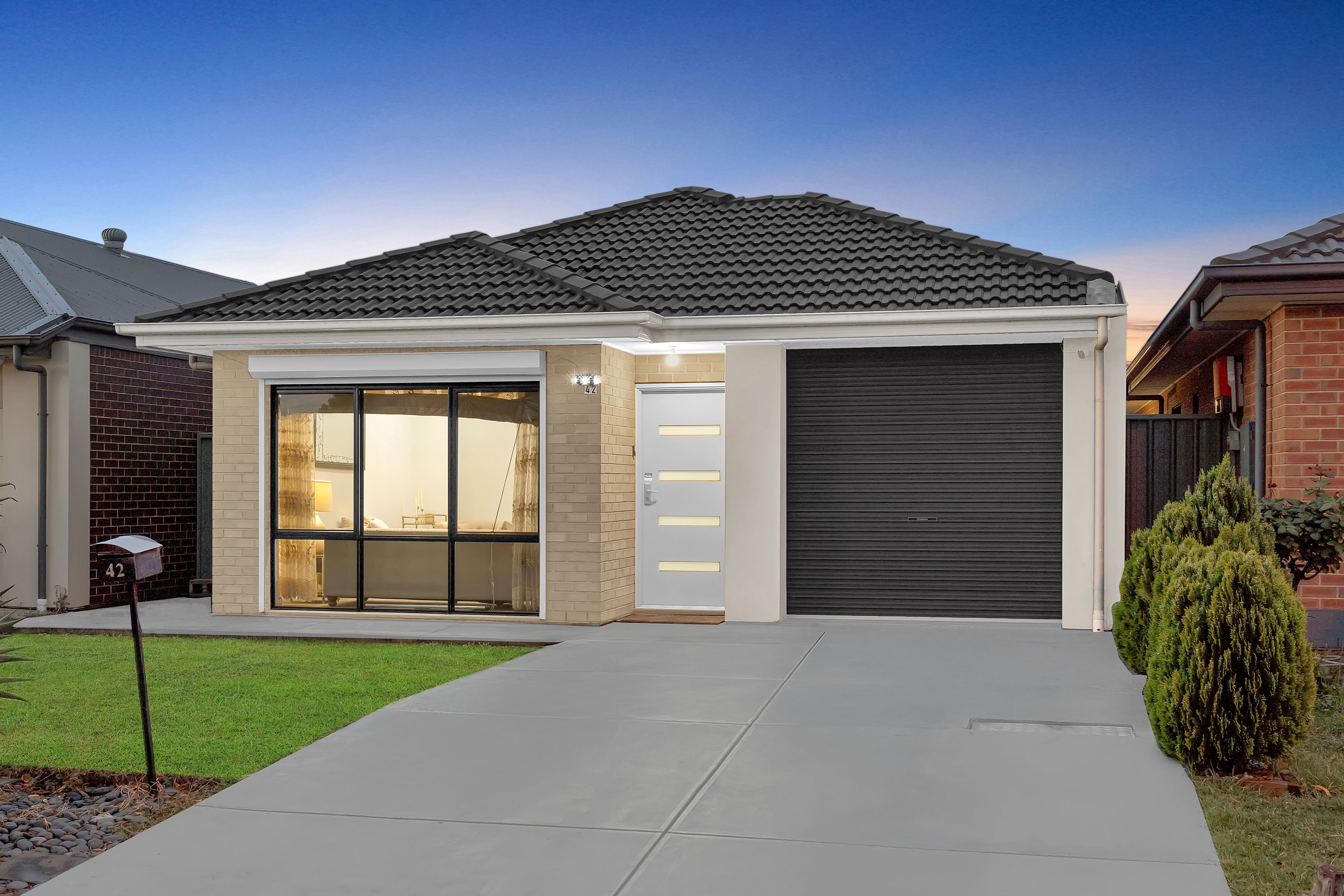 42 Royal Palm Drive, Parafield Gardens, SA 5107