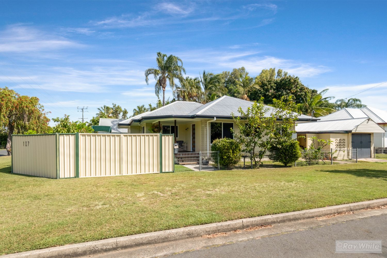 107 Thozet Road, Koongal, QLD 4701