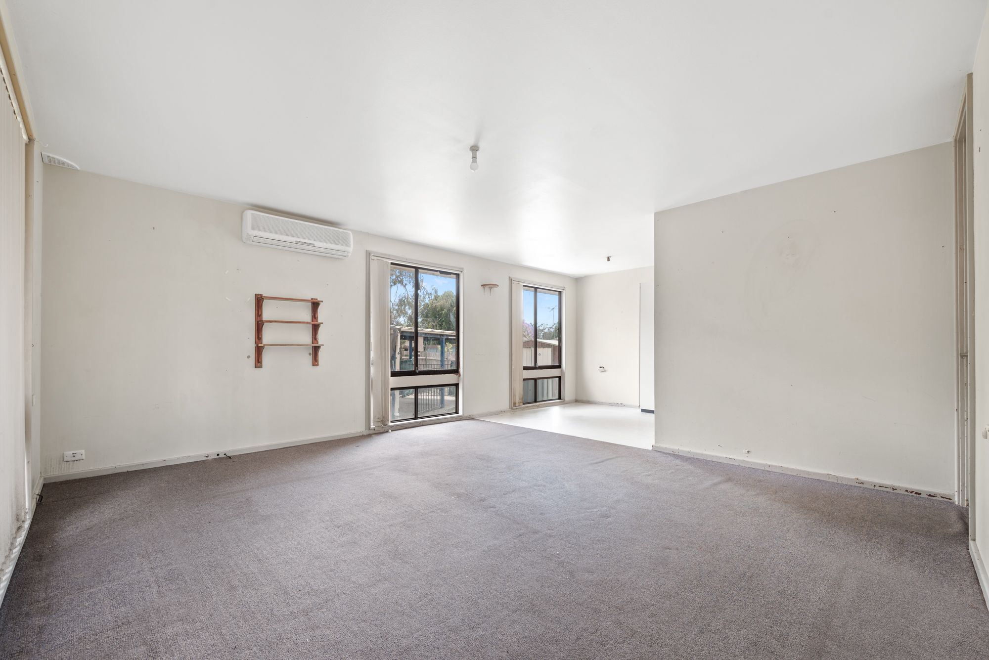 6 Coonong Way, Airds, NSW 2560