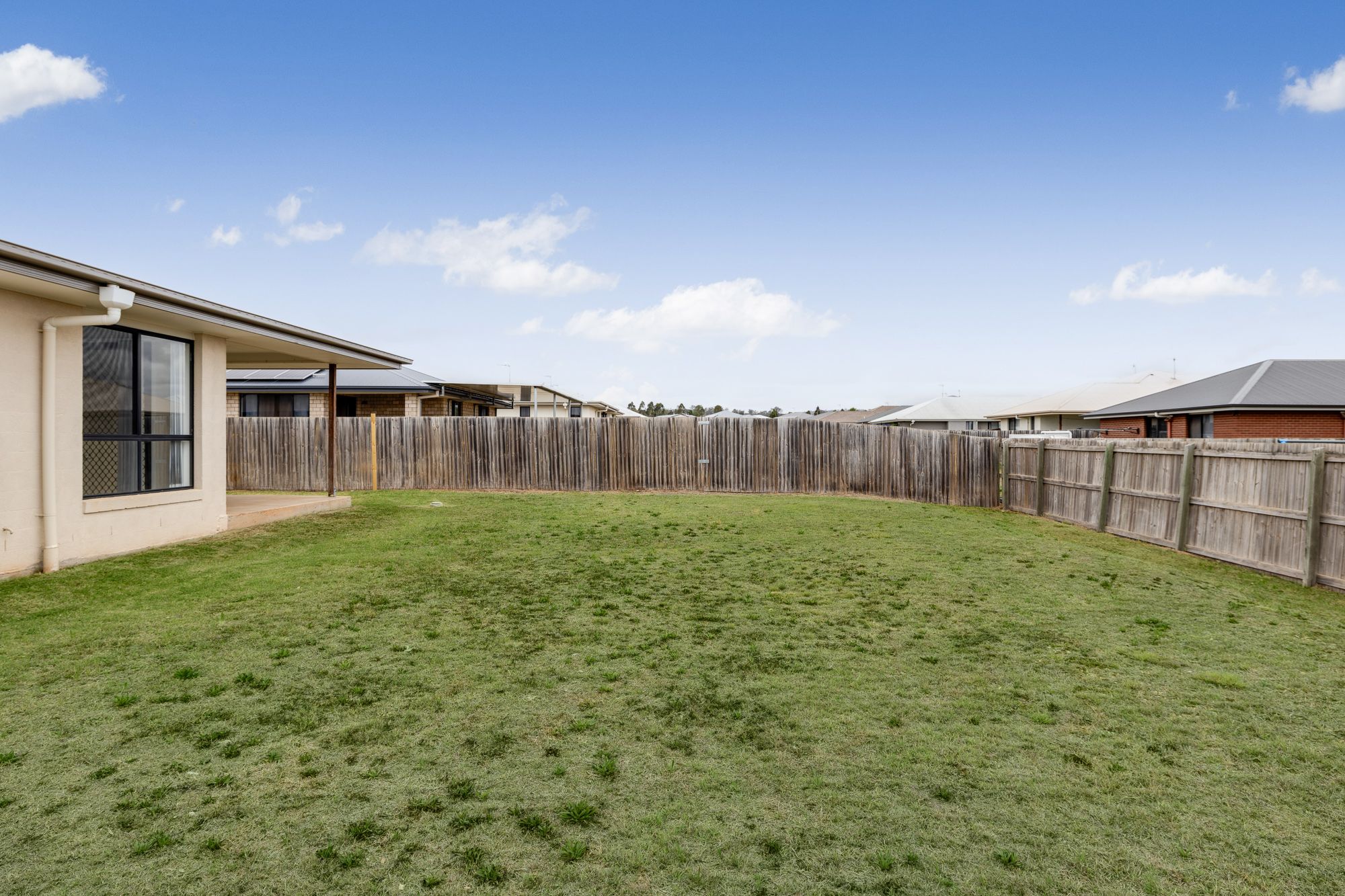 35 Myrtleford Crescent — photo 14 of 16