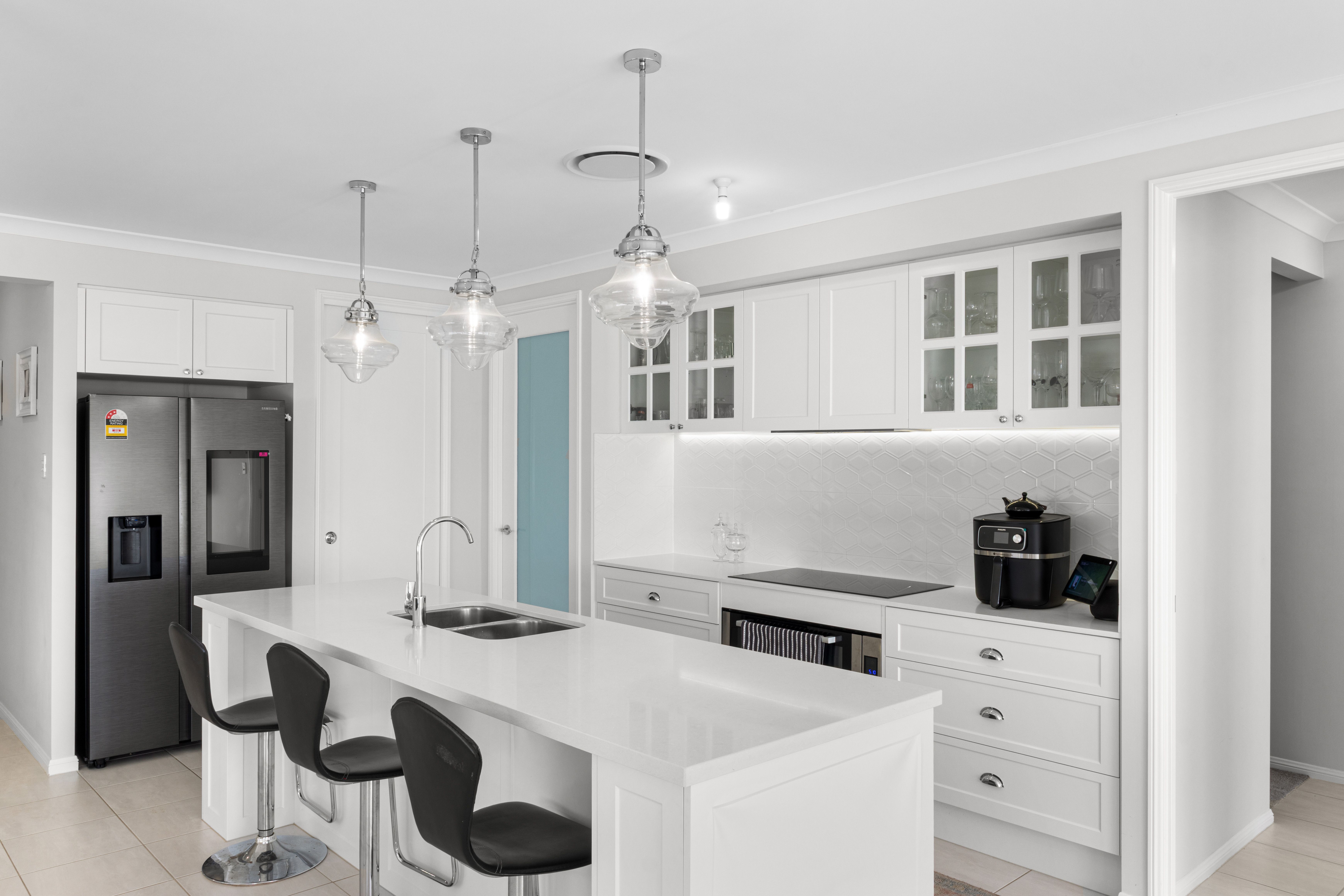 19 Byron Drive — photo 5 of 20