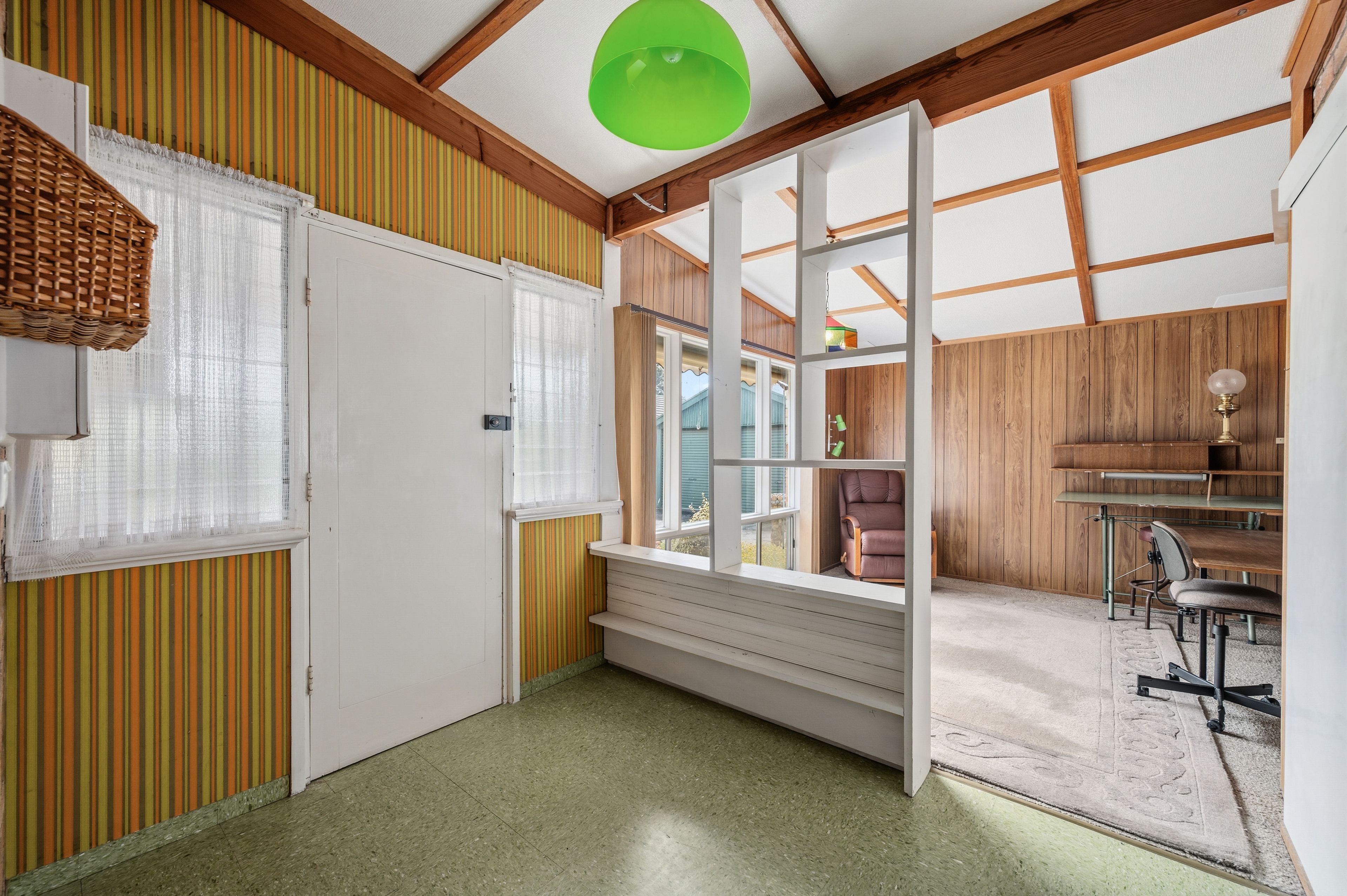 8 Torrens Street — photo 11 of 17