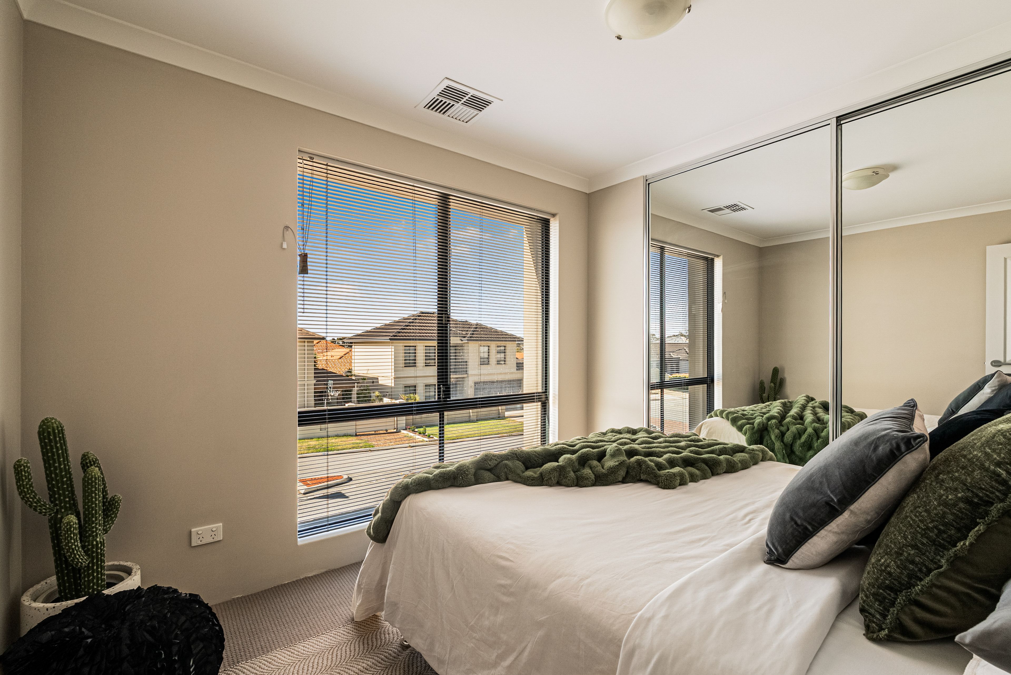 25 Olivedale Road — photo 16 of 30