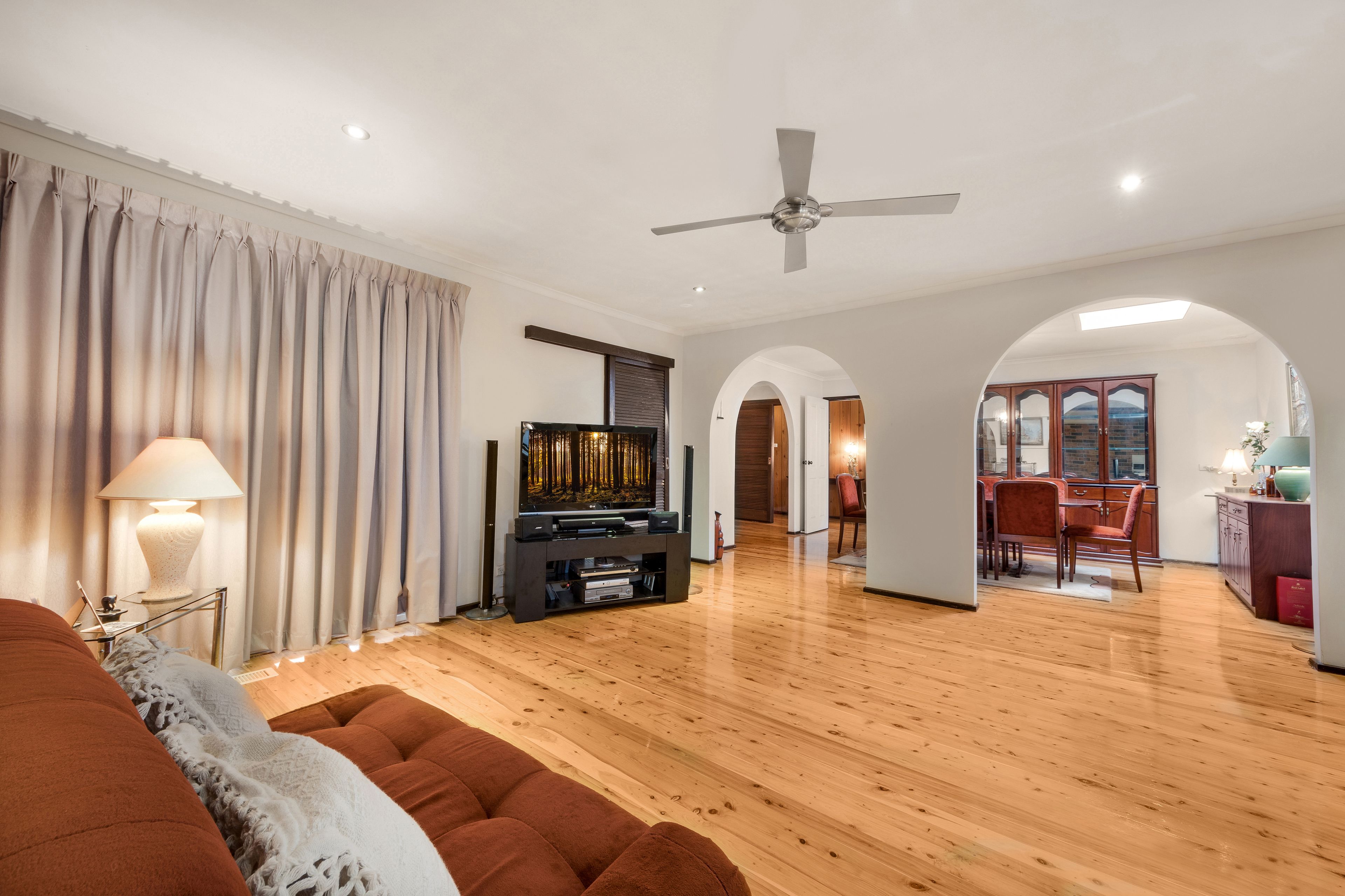 4 Salamaua Place, Glenfield, NSW 2167