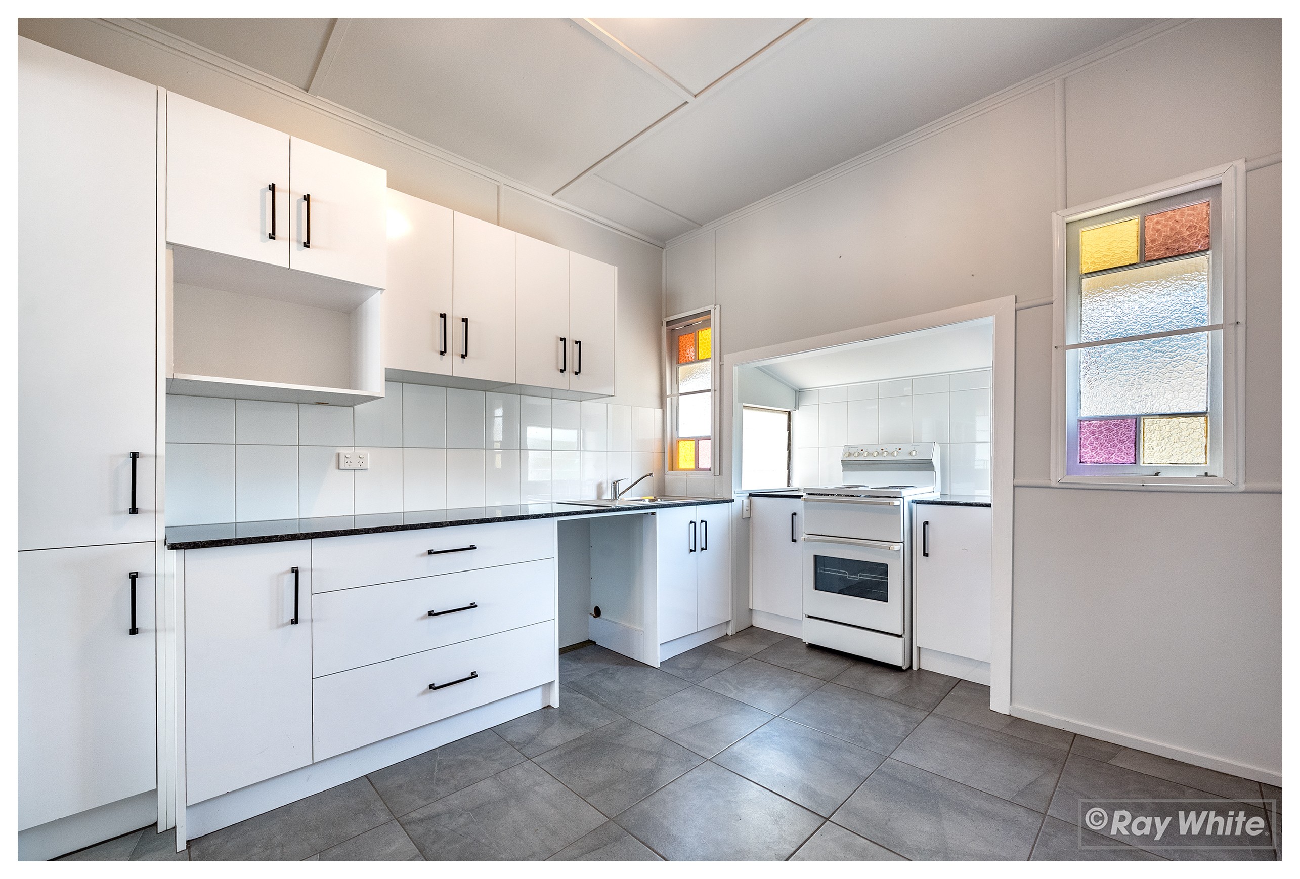 51 West Street, The Range, QLD 4700