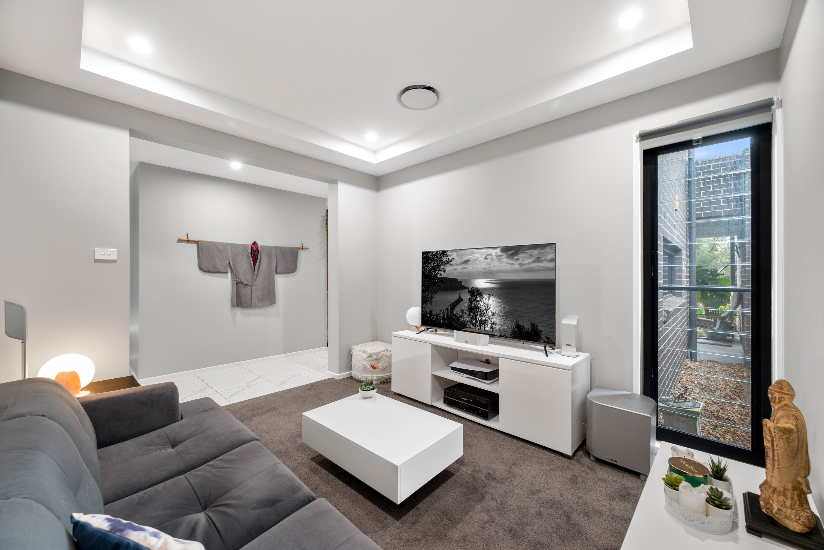 1 James Riley Drive, Glenmore Park, NSW 2745