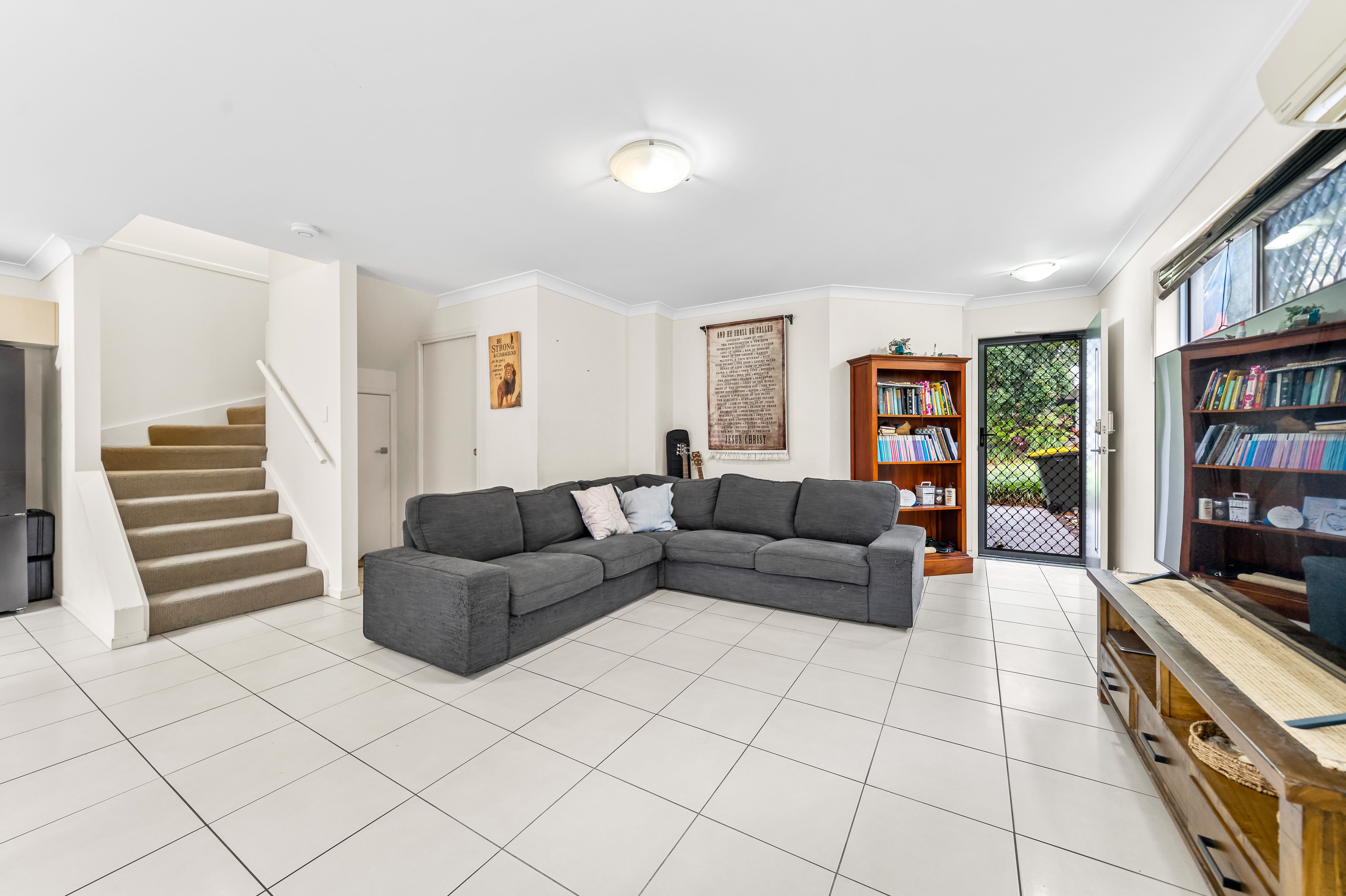 61/2 Diamantina Street, Calamvale, QLD 4116