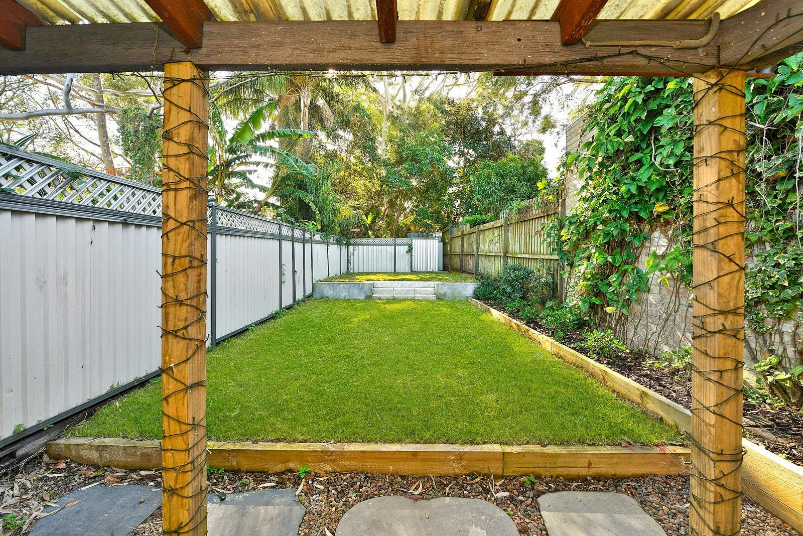 31 Lord Street — photo 3 of 10