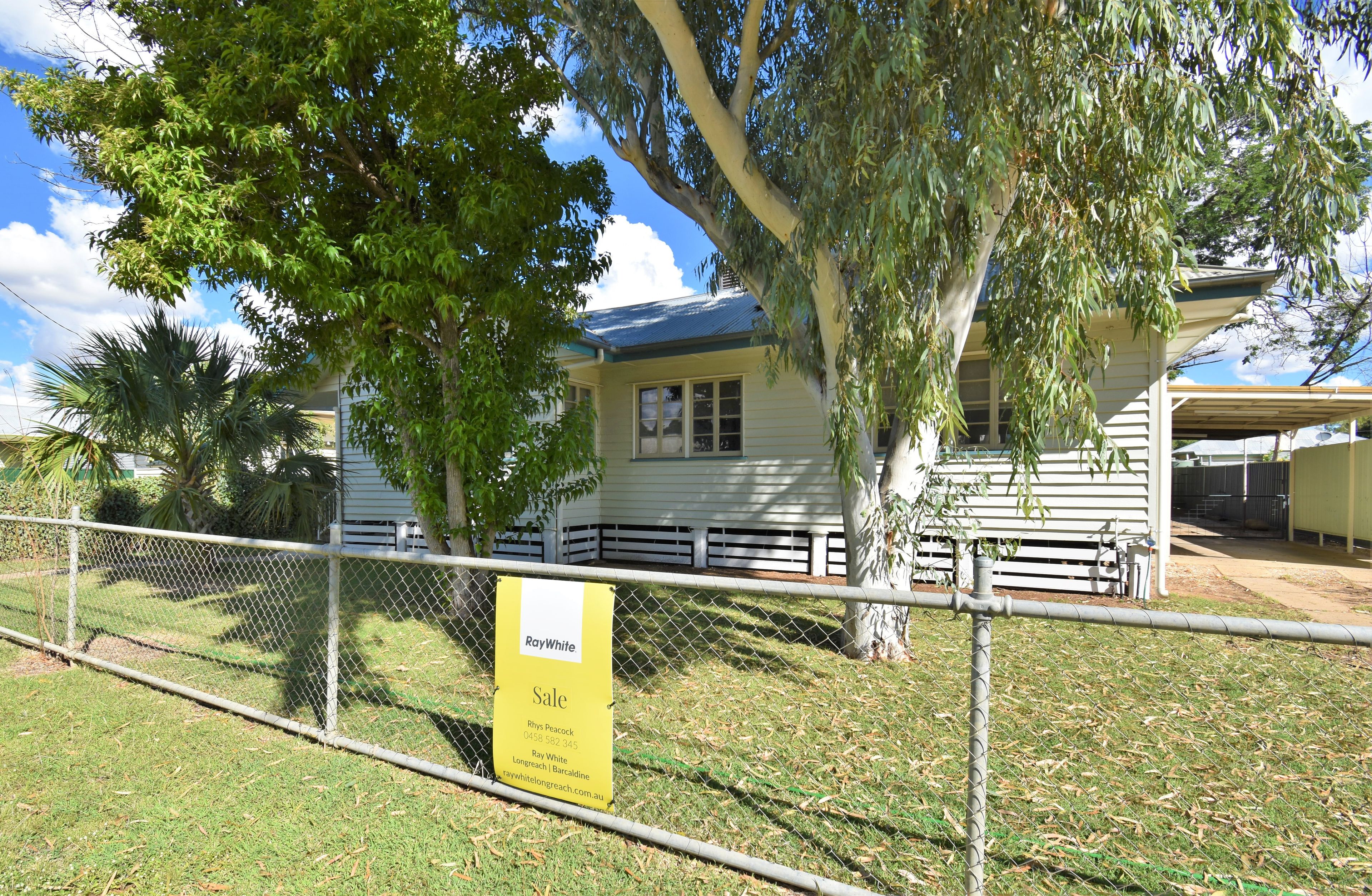 7 Heron Street, Longreach QLD 4730