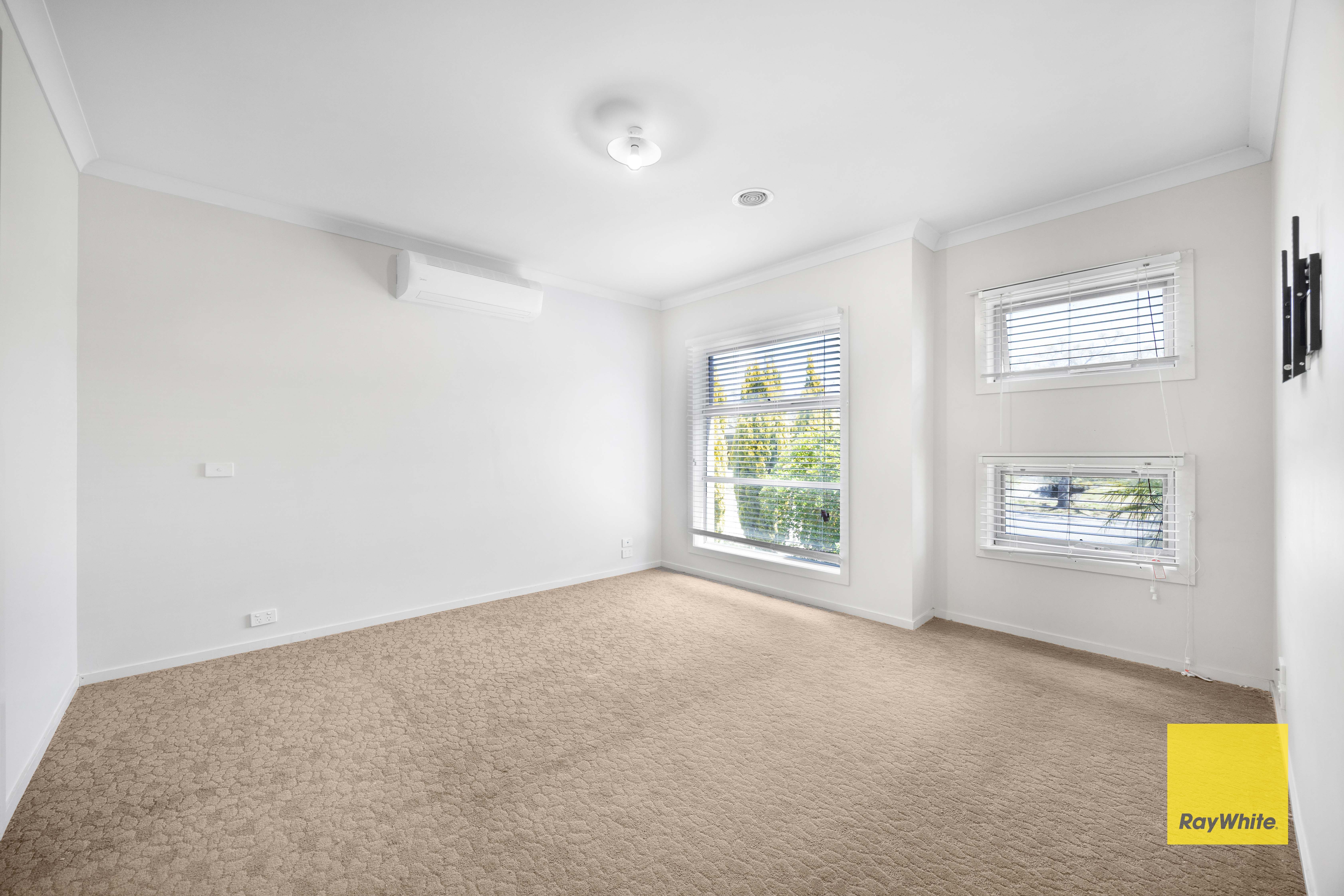 19 Cooktown Avenue, Point Cook, VIC 3030