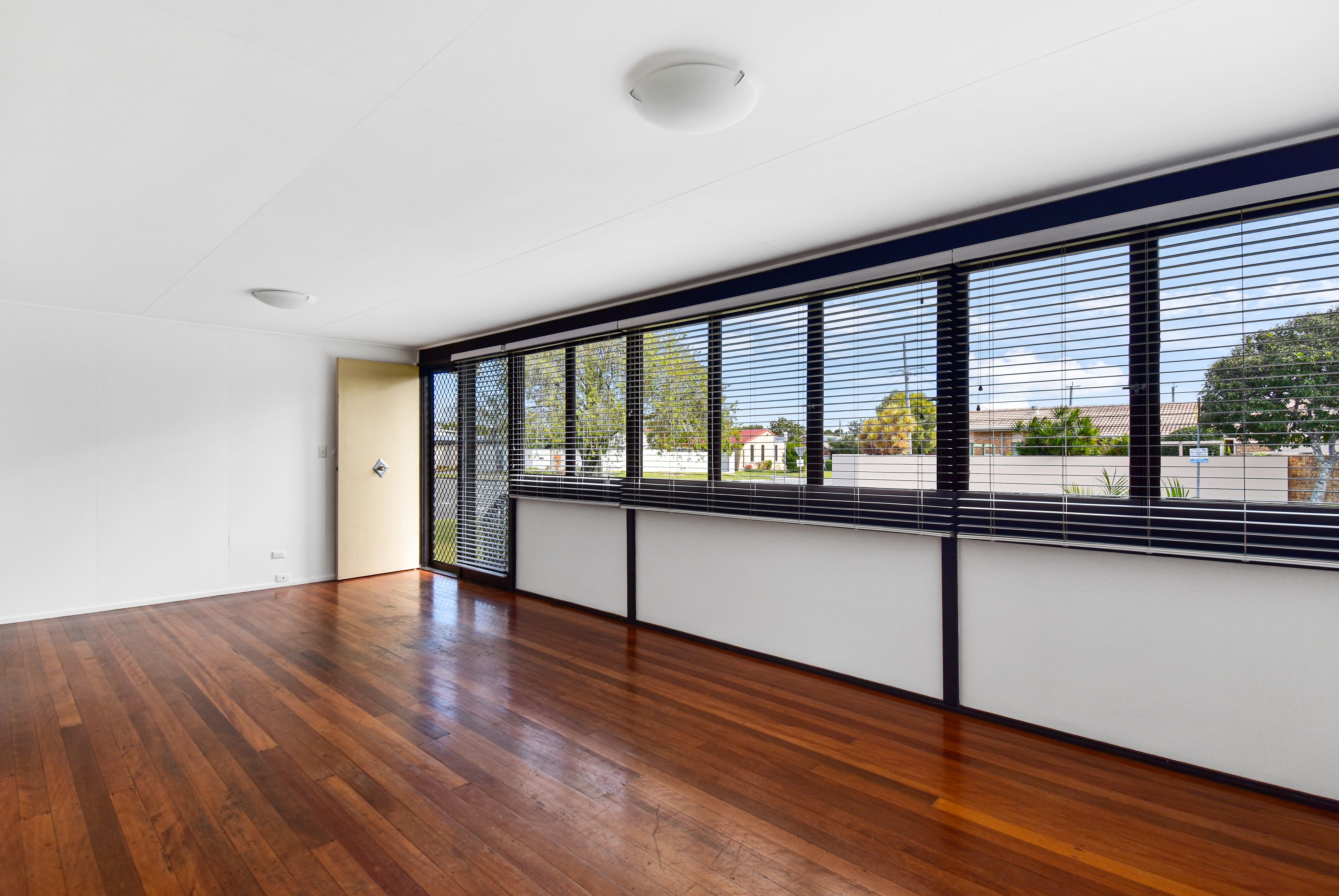 11 Beattie Street, Golden Beach, QLD 4551