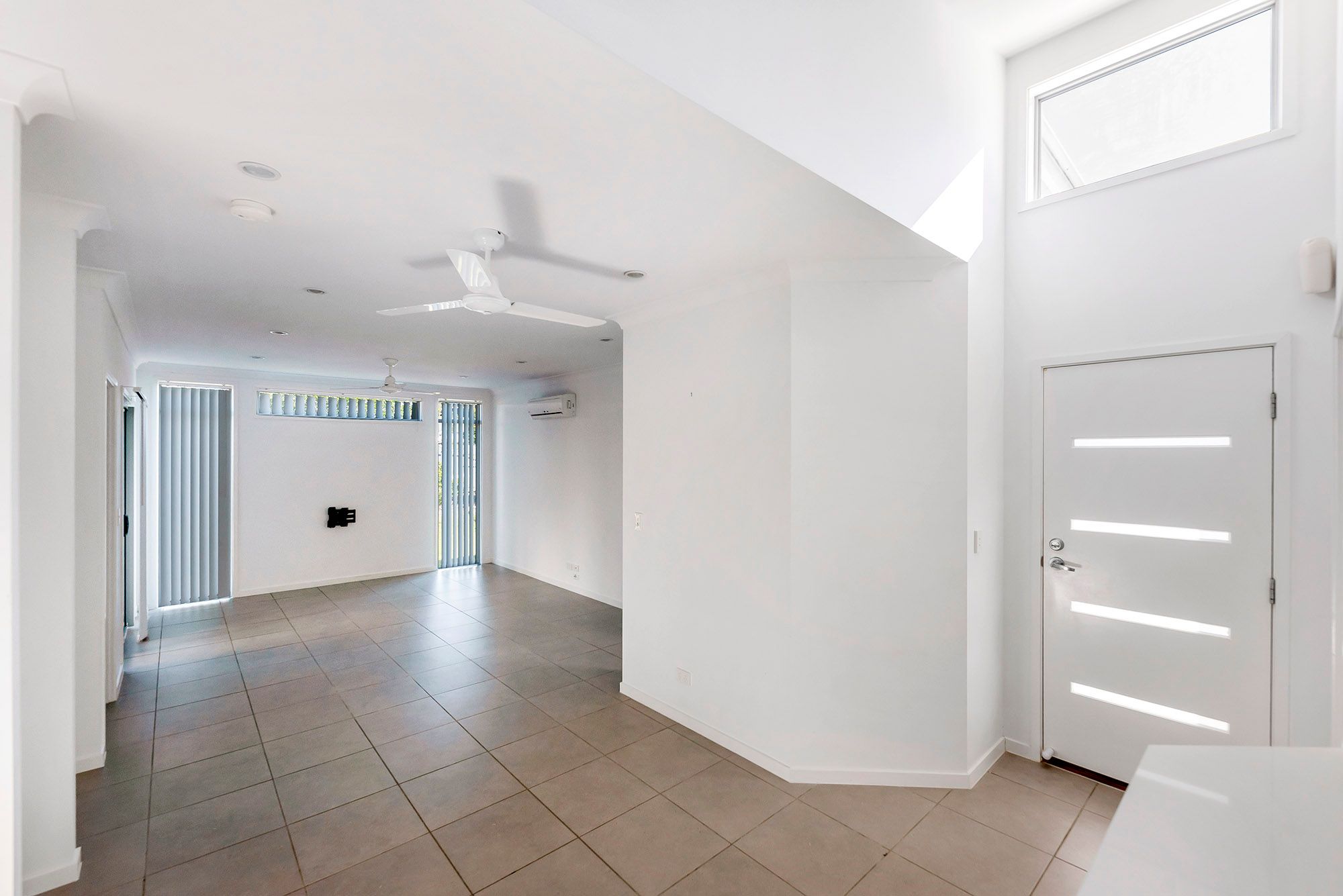 5/16 Sapphire Place, Elanora, QLD 4221