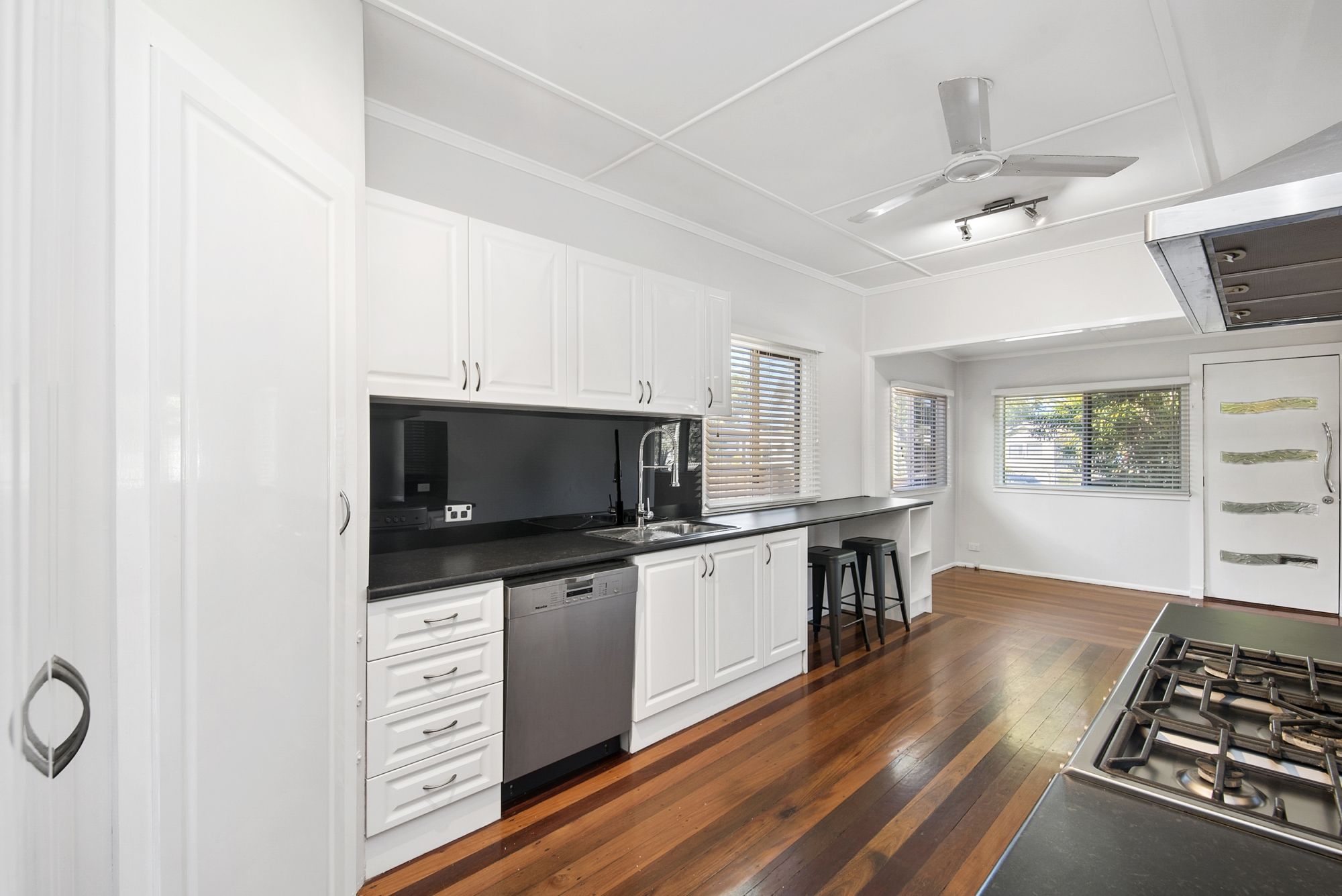 19 Inglis Street, Woody Point, QLD 4019