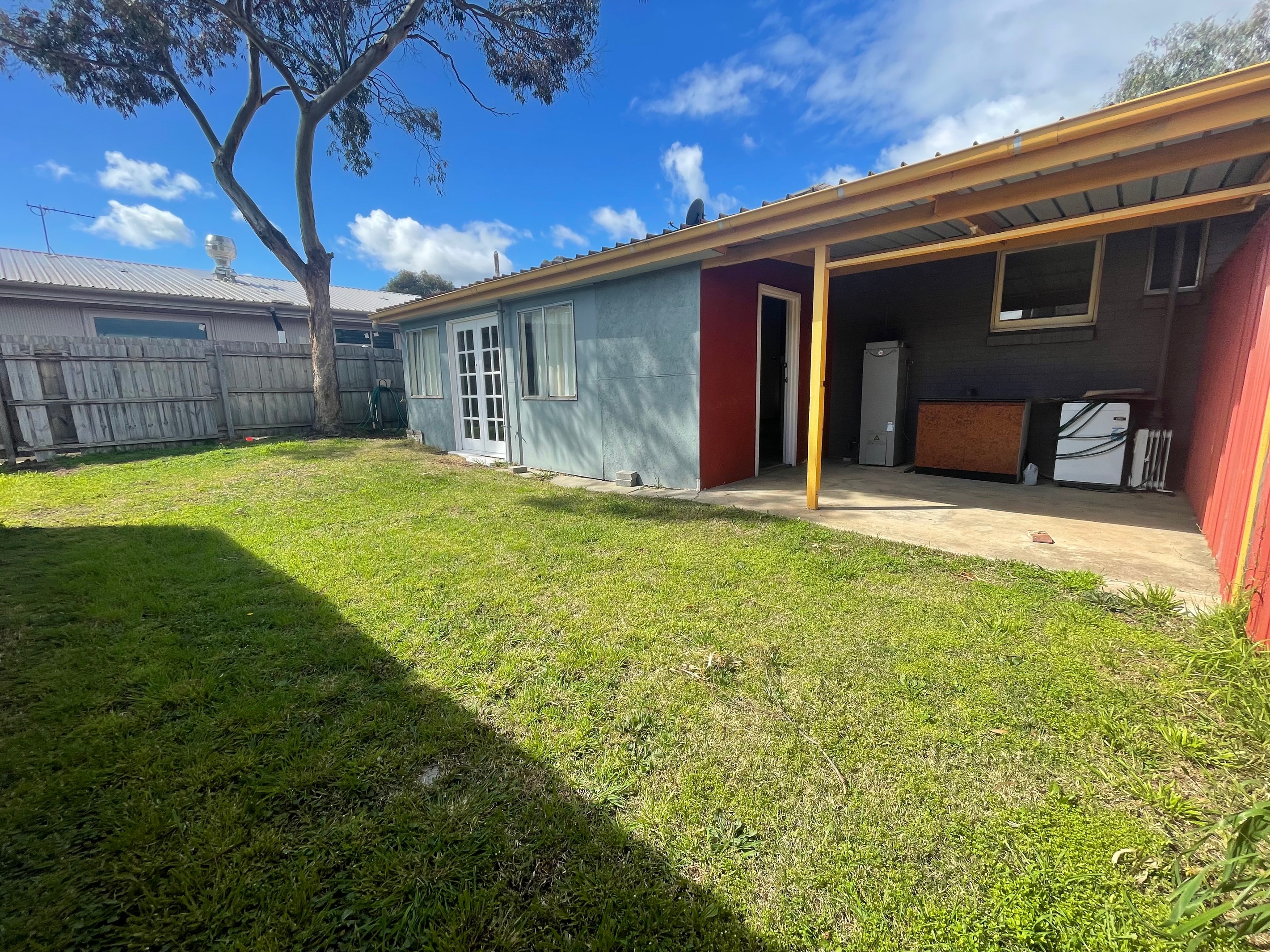 10 Oshanassy Street, Sunbury, VIC 3429