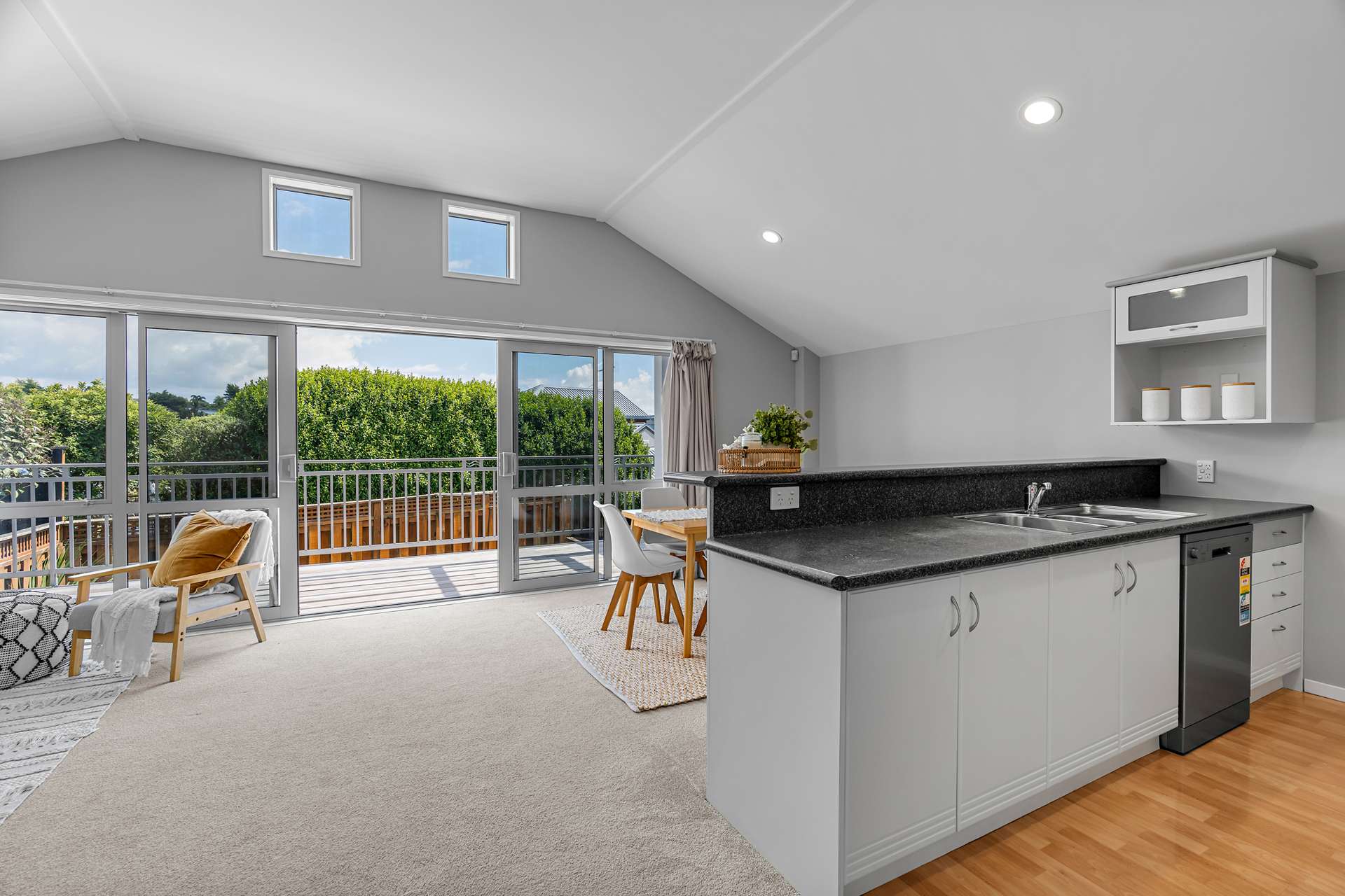 9/19 Brodie Place photo 6