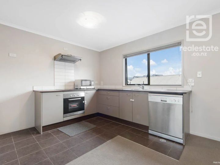 9/172 Mcleod Road, Te Atatu South, Waitakere City