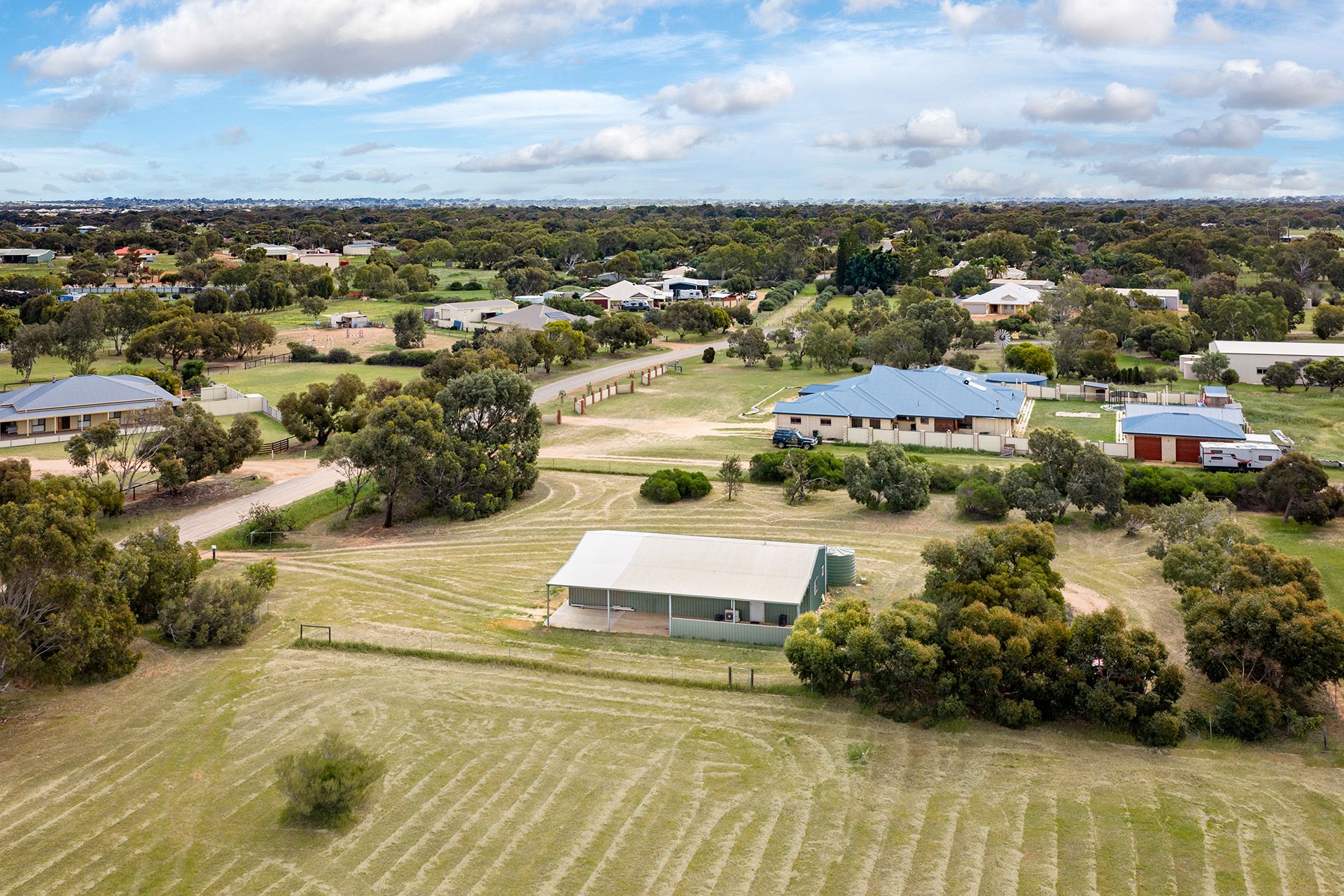 2 Peppin Place — photo 7 of 16