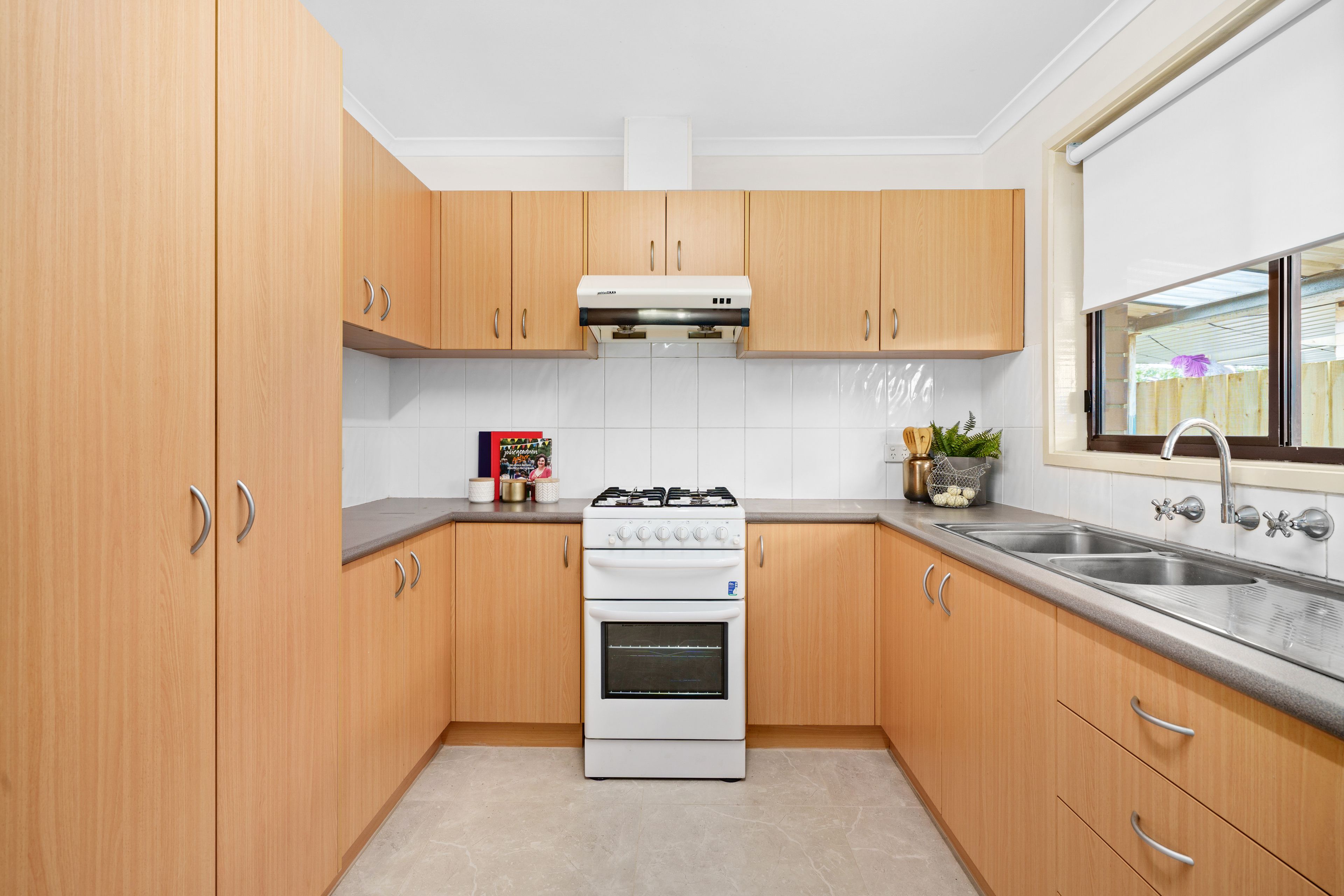 1/1 Rochdale Square, Lalor, VIC 3075