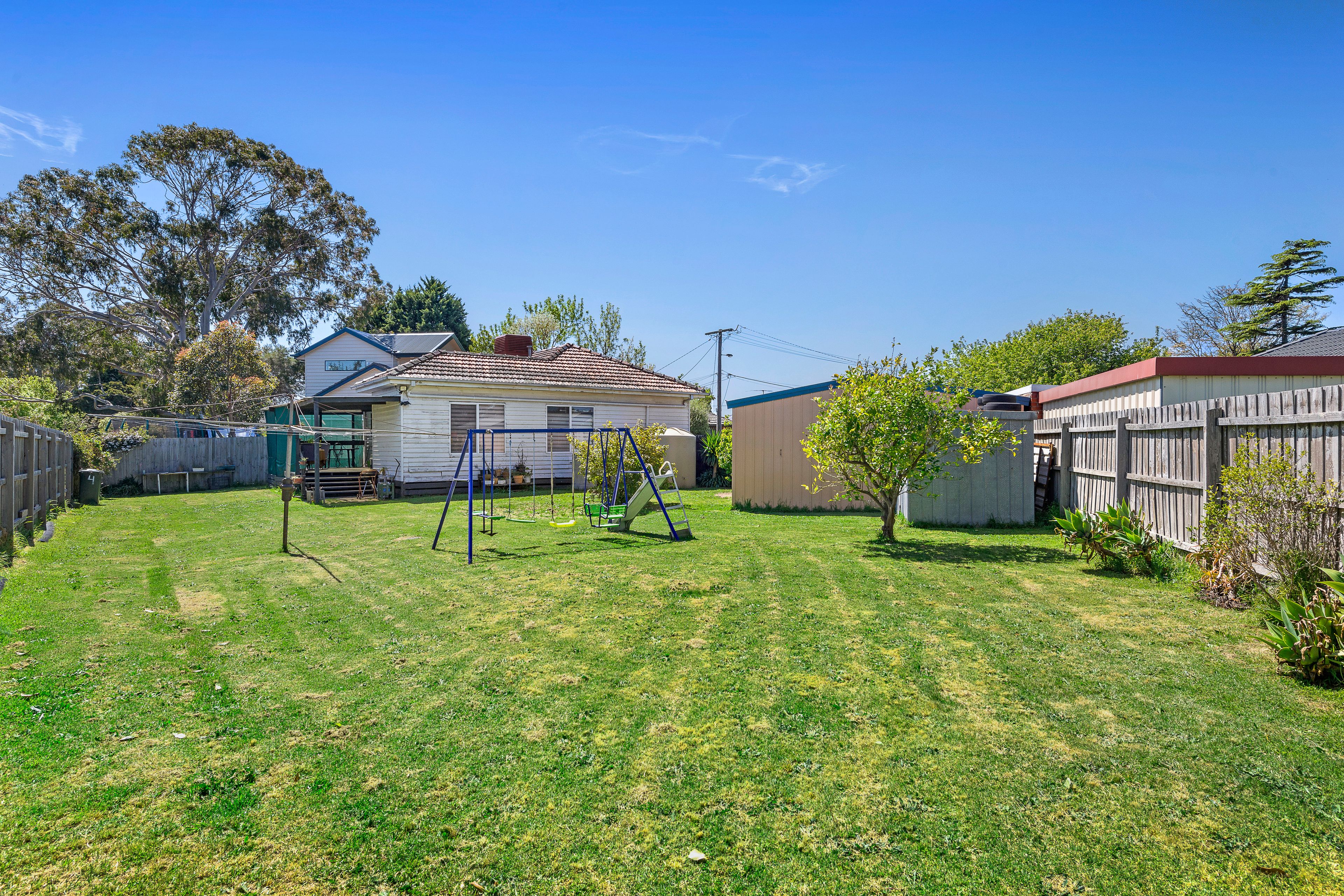 4 Bronwyn Court, Clayton South, VIC 3169