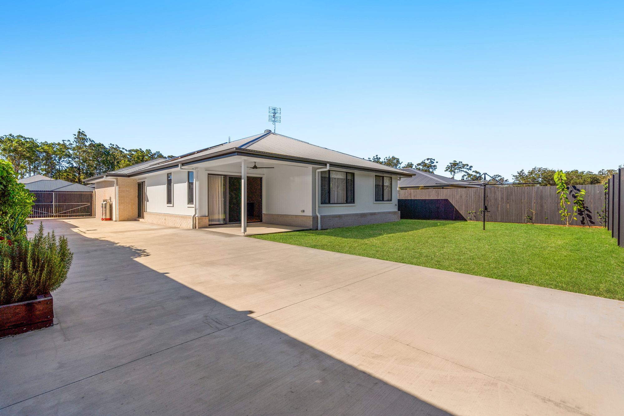 44 Bradman Street, D'aguilar, QLD 4514