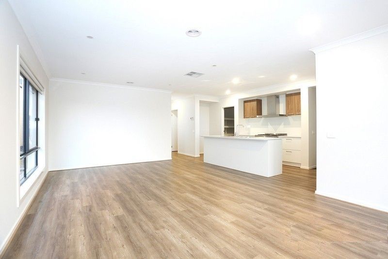 7 Gosfield Drive, Werribee, VIC 3030