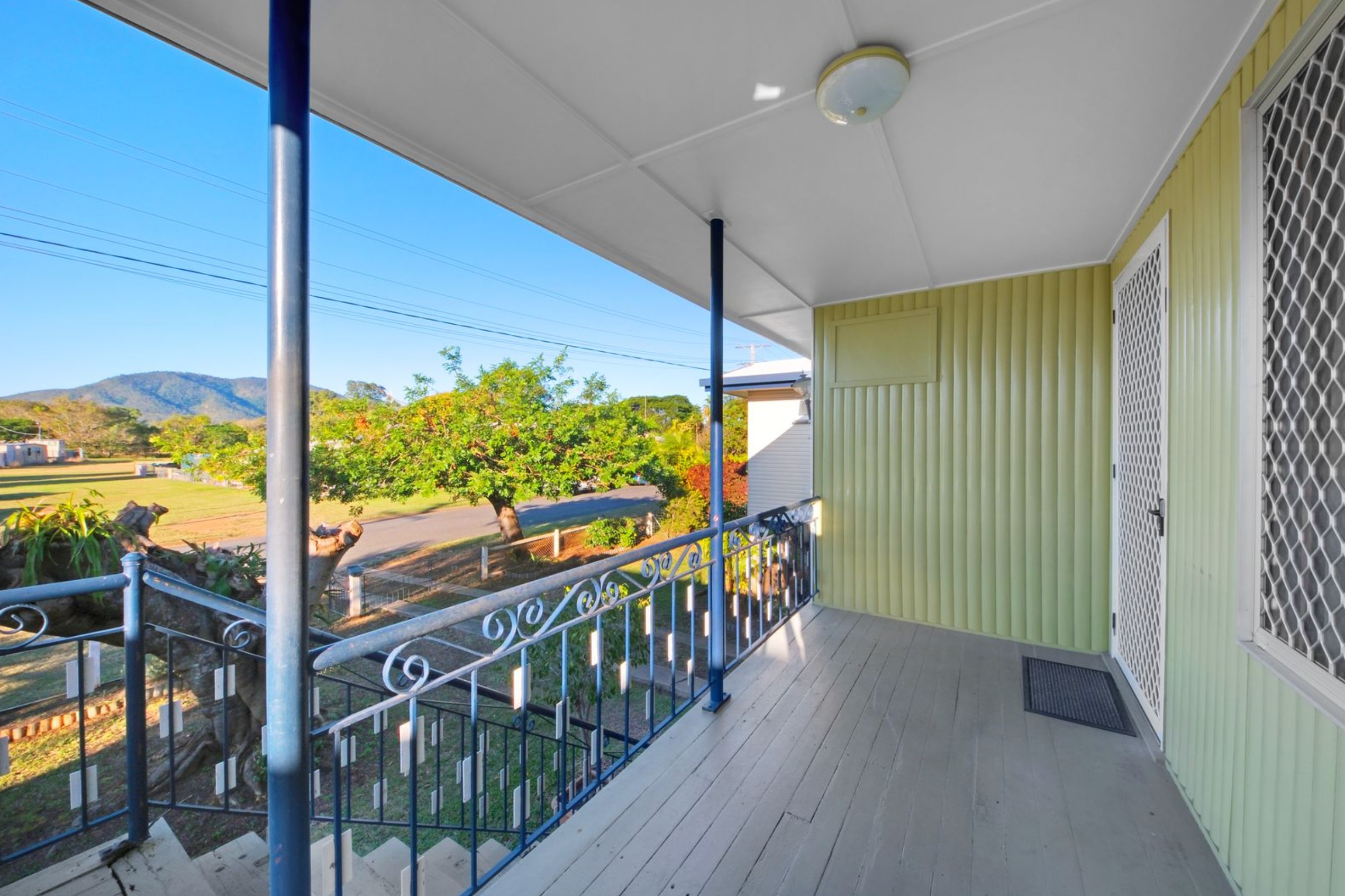 19 Kerr Street, Park Avenue, QLD 4701