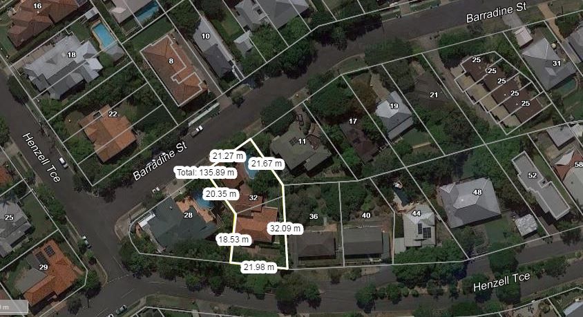 32 Henzell Terrace, Greenslopes QLD 4120