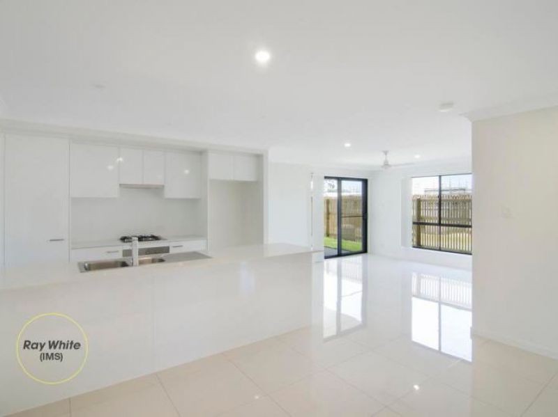 15 Rise Crescent, Pimpama, QLD 4209