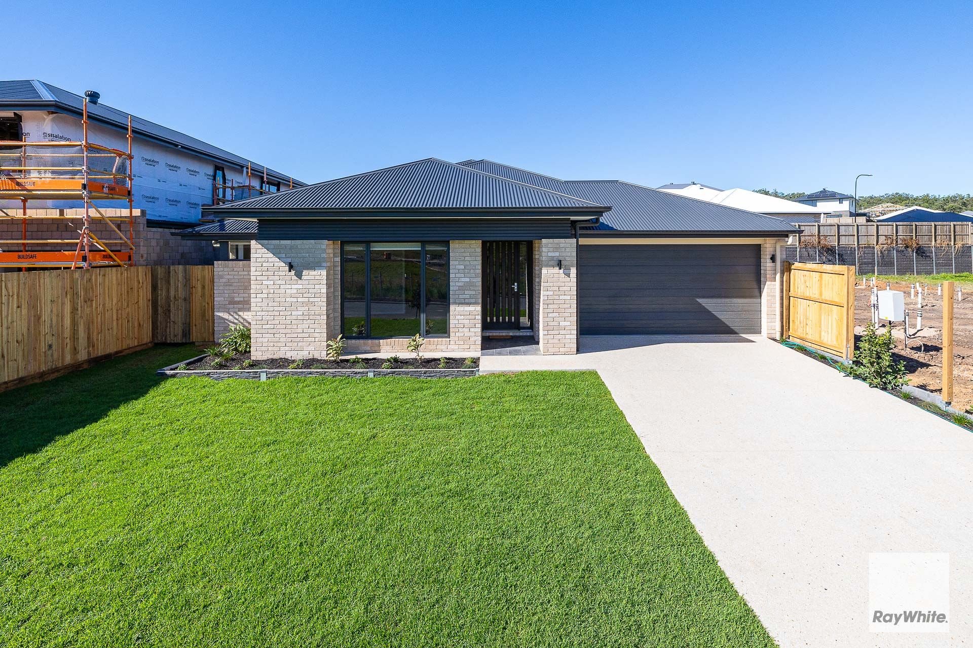 77 Mountain Ash Way, Redland Bay, QLD 4165