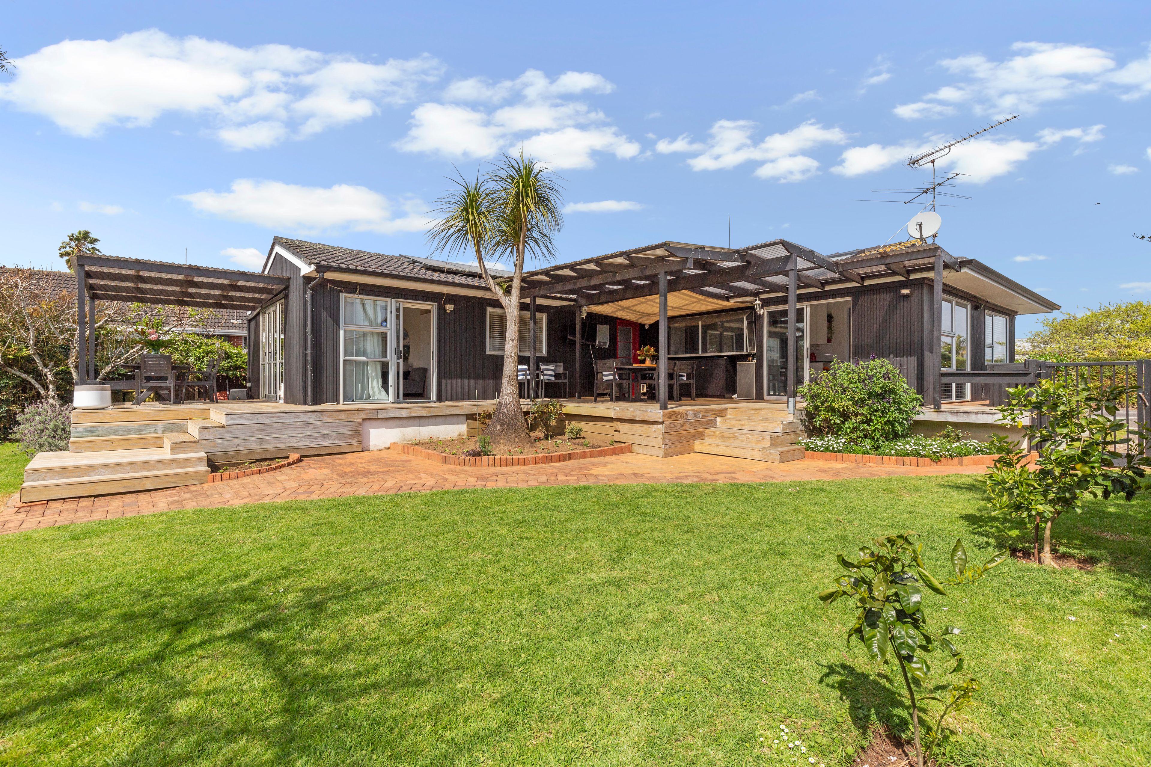 16 Camp Road, Mount Wellington, Auckland City