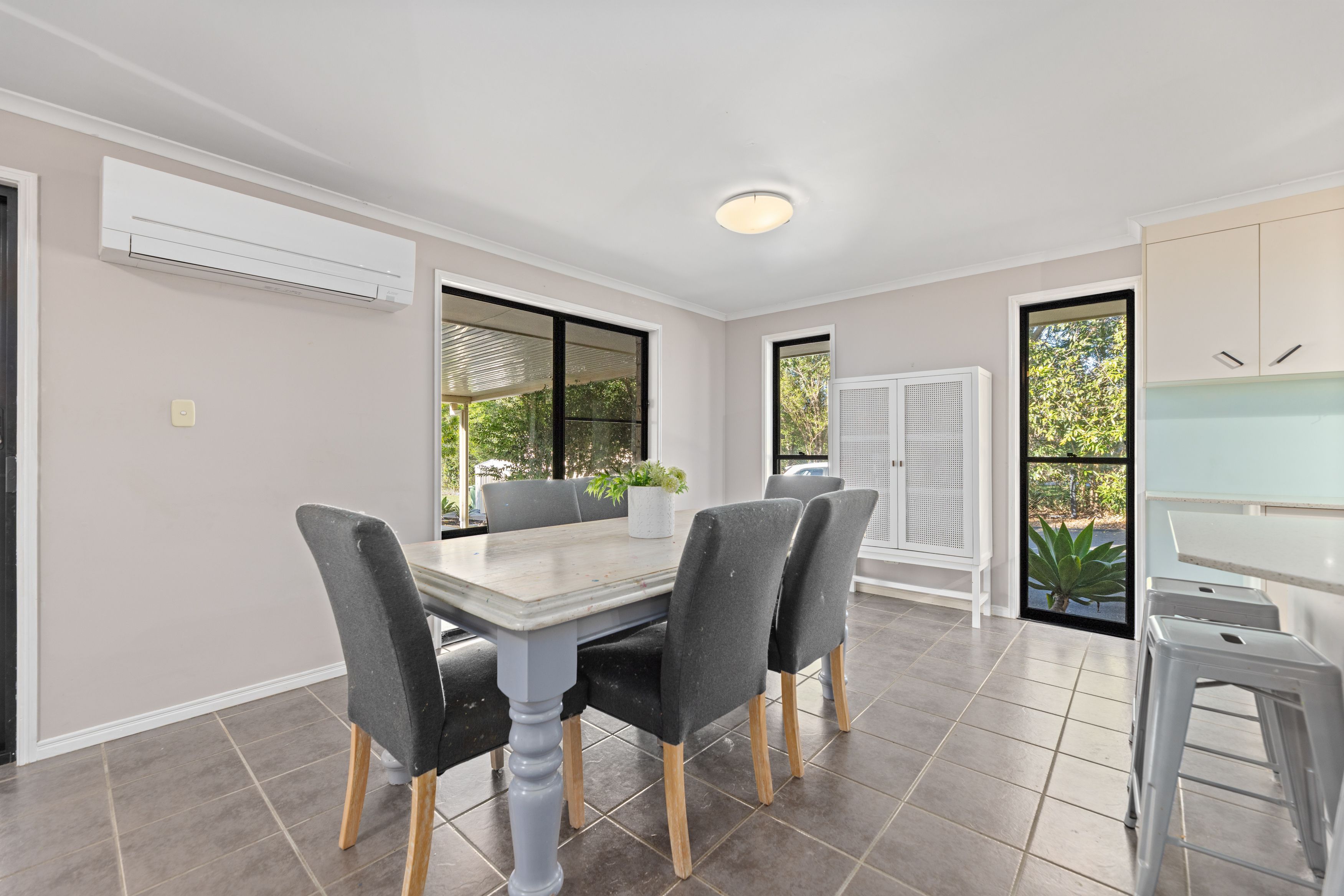 5-7 Jamor Court — photo 7 of 30