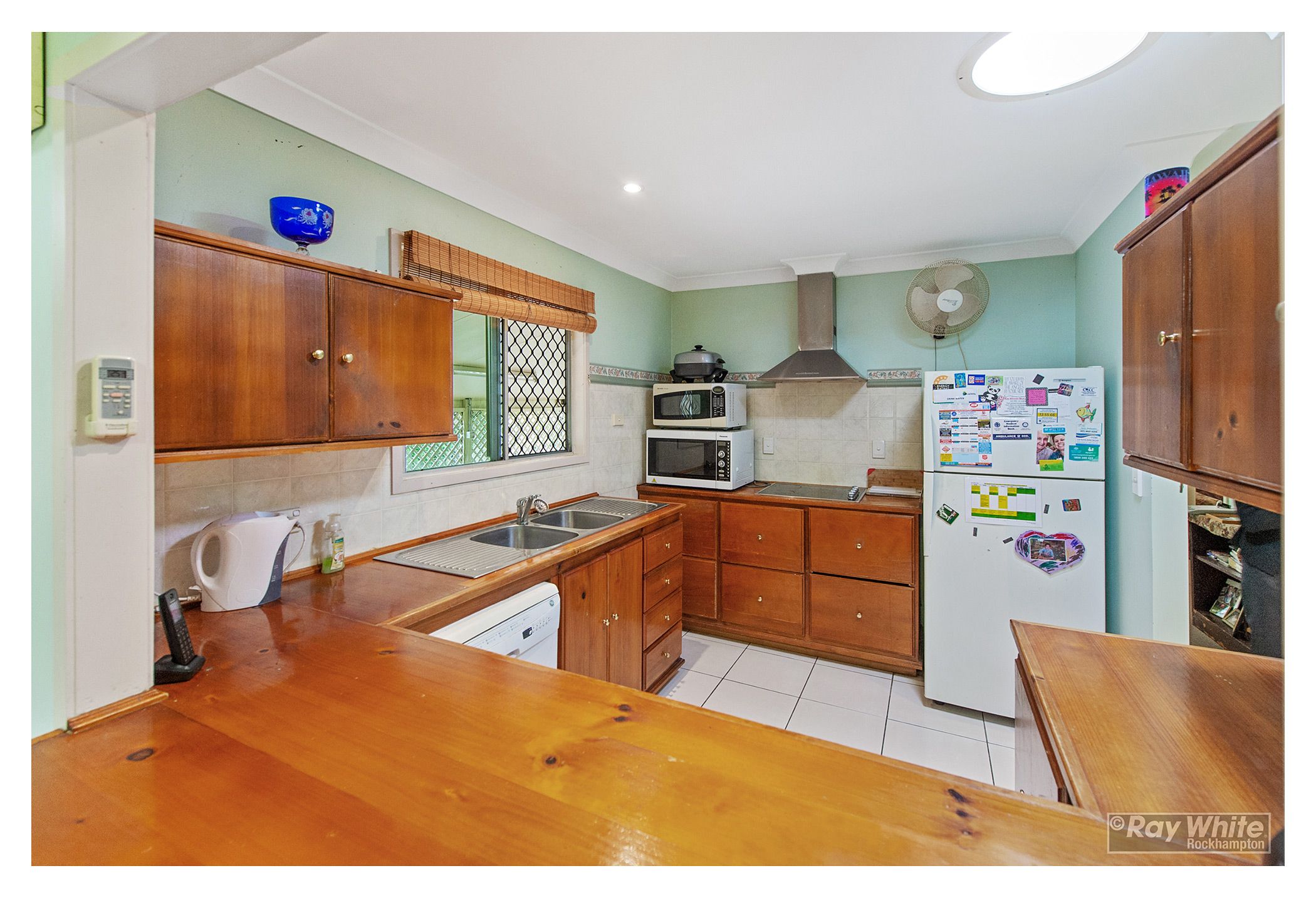 327 Warnock Street, Koongal, QLD 4701