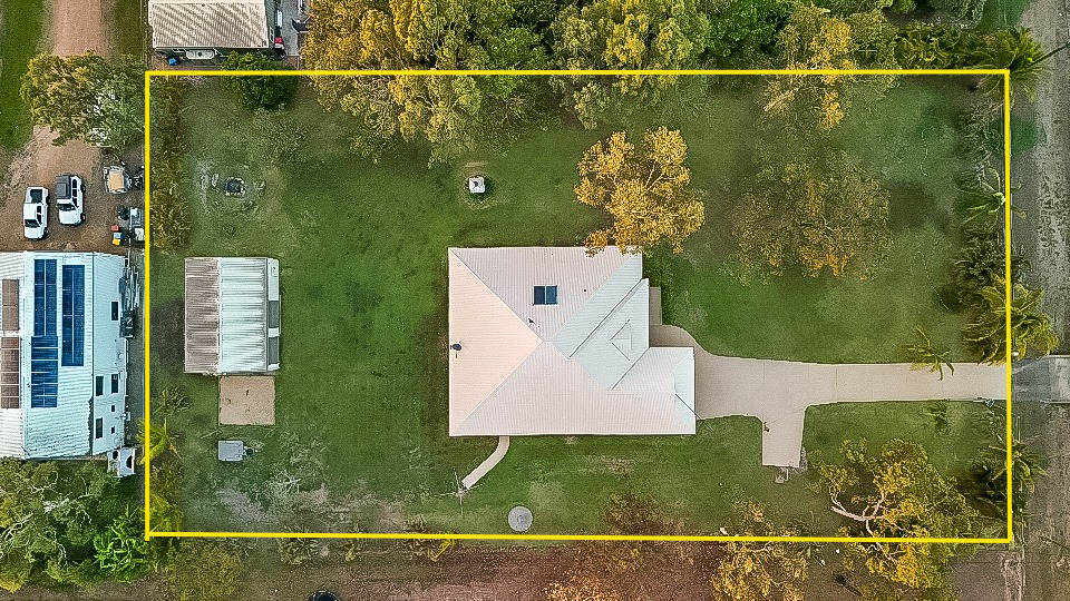 13 White Road — photo 4 of 19