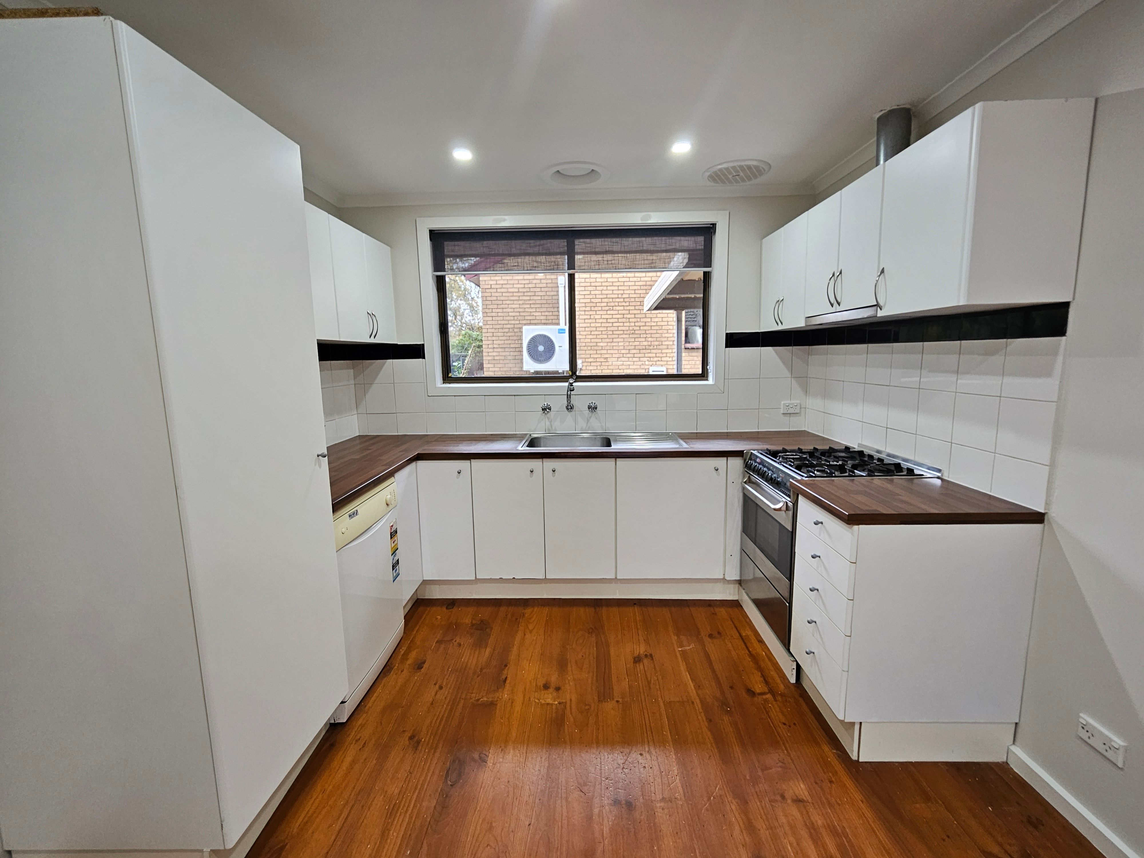 23/114 Ferntree Gully Road, Oakleigh East, VIC 3166