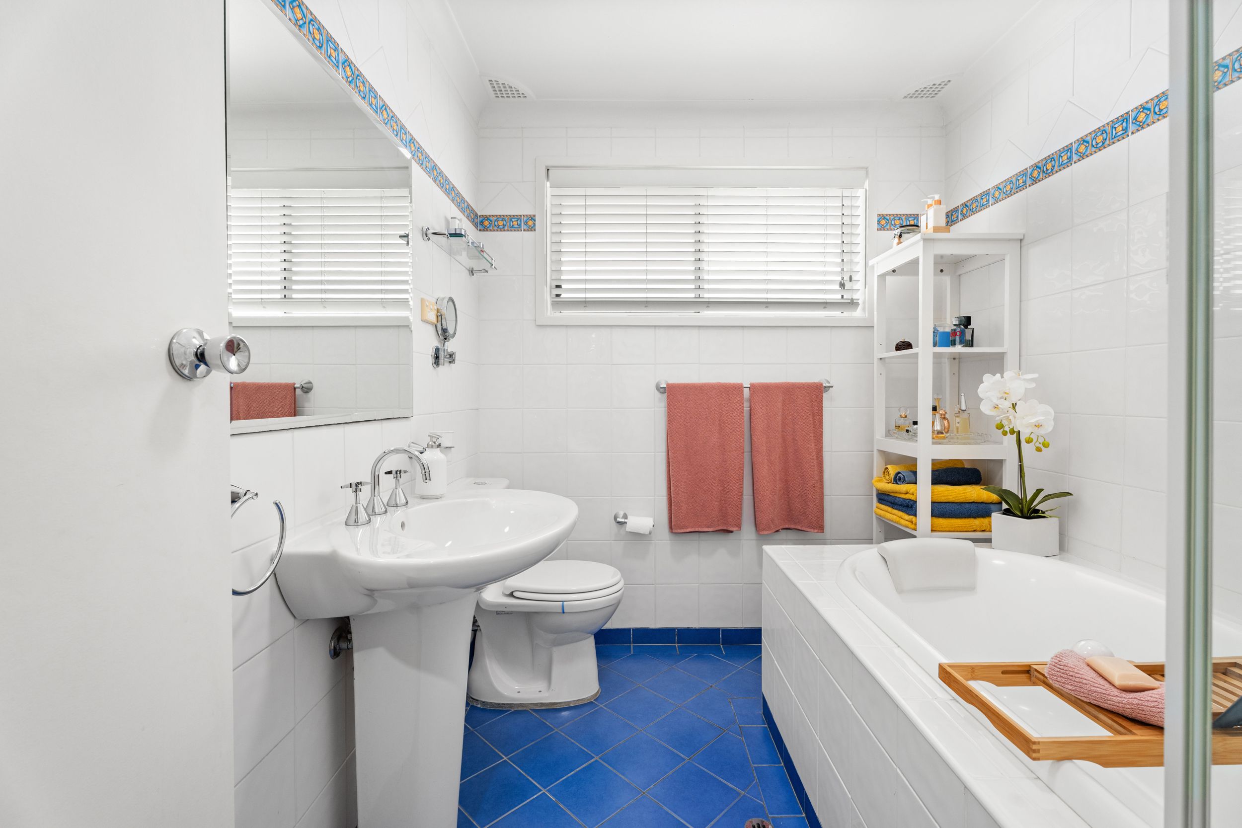 37 William Street, Cambridge Park, NSW