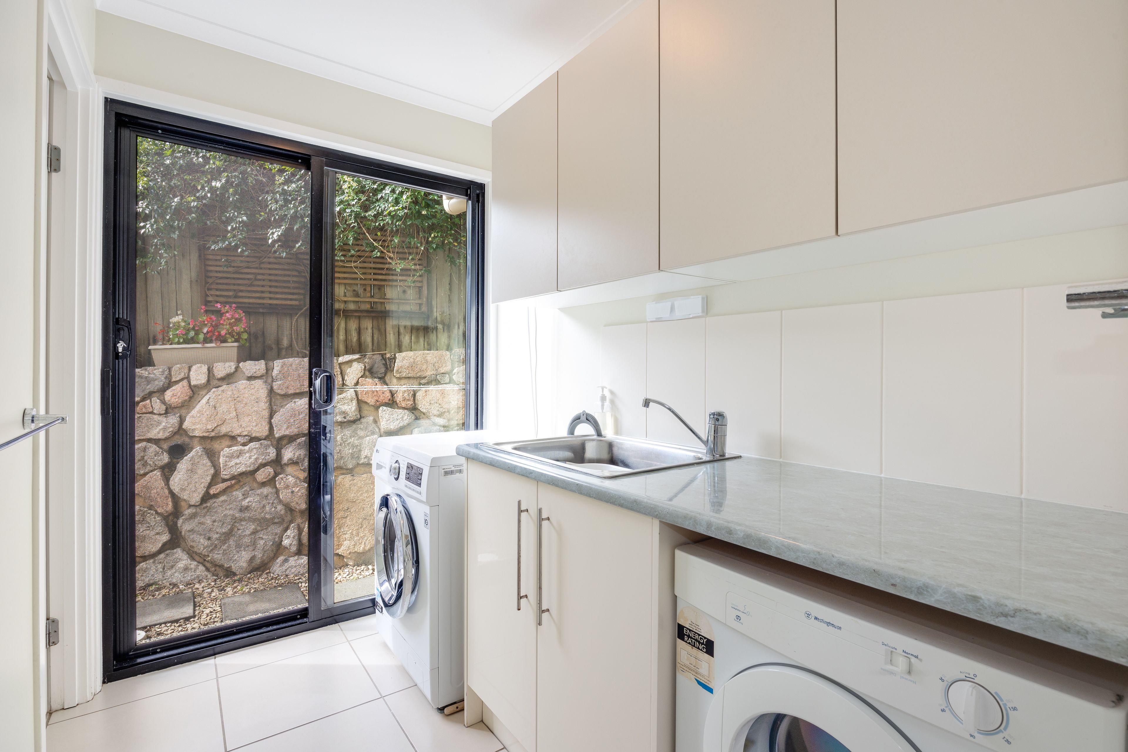 7/5 Bottlebrush Avenue — photo 14 of 20