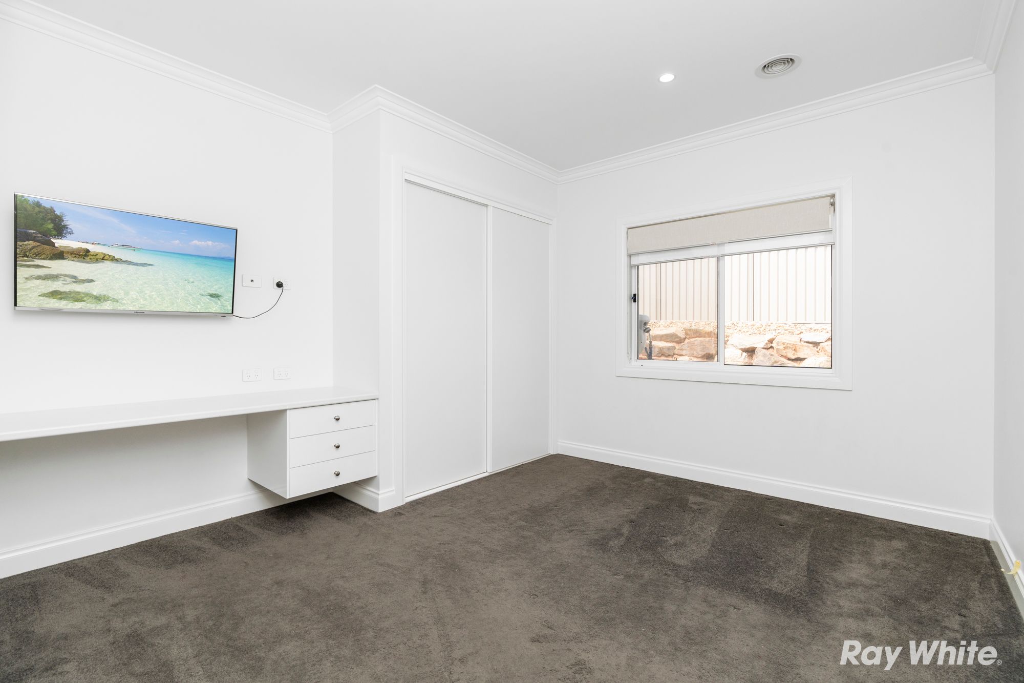 5 Heffron Street — photo 13 of 15