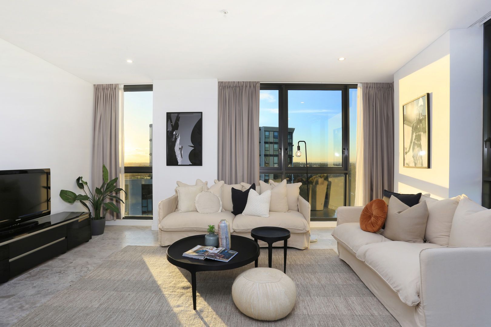 1604/2 Chisholm Street, Wolli Creek, NSW 2205