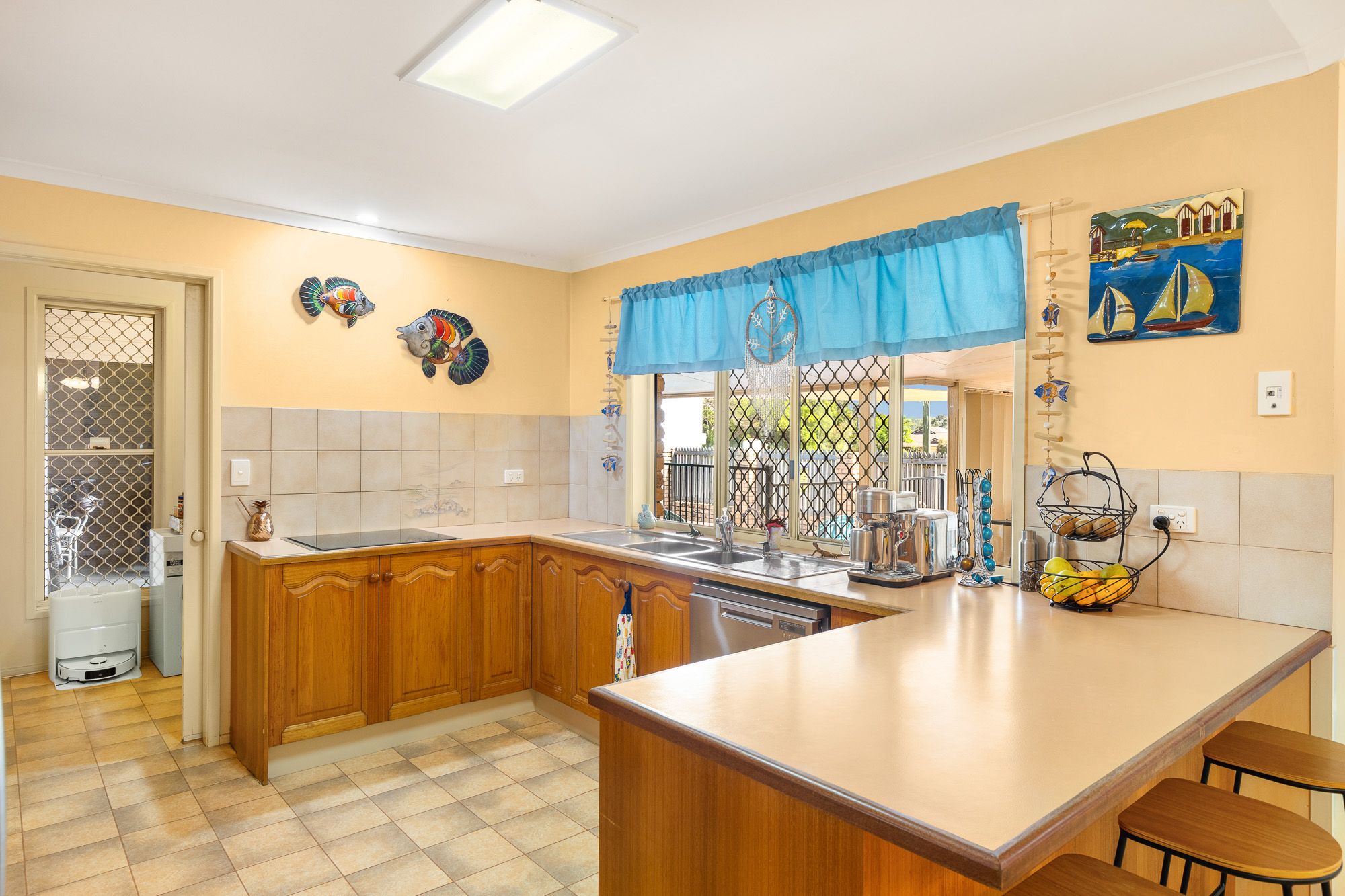 15 Yuruga Place — photo 4 of 28