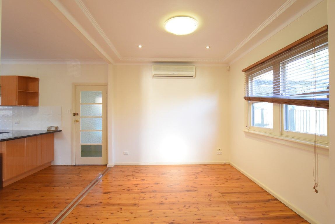 6 Linden Avenue, Punchbowl, NSW 2196