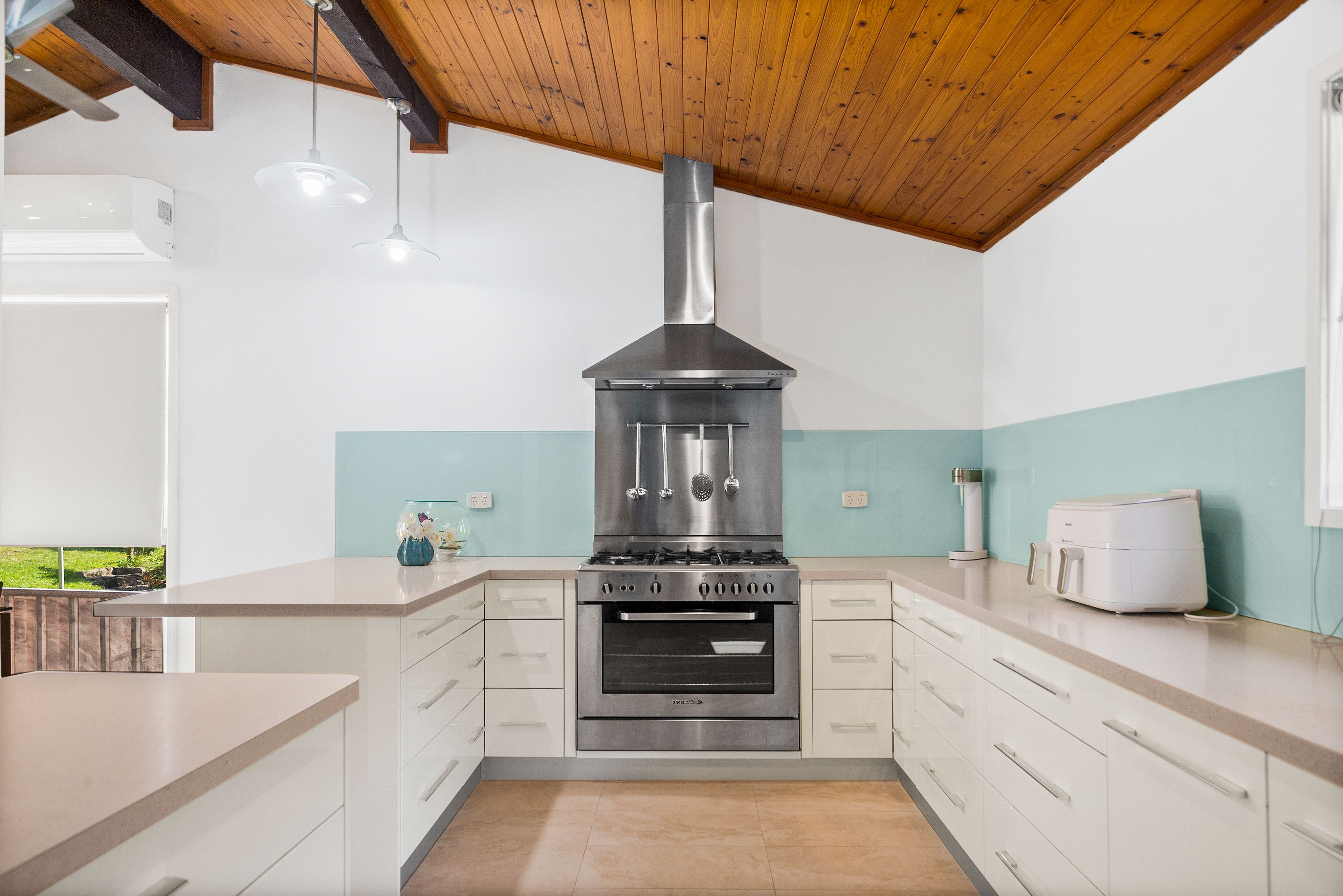 2 Digby Close, Albion Park, NSW 2527