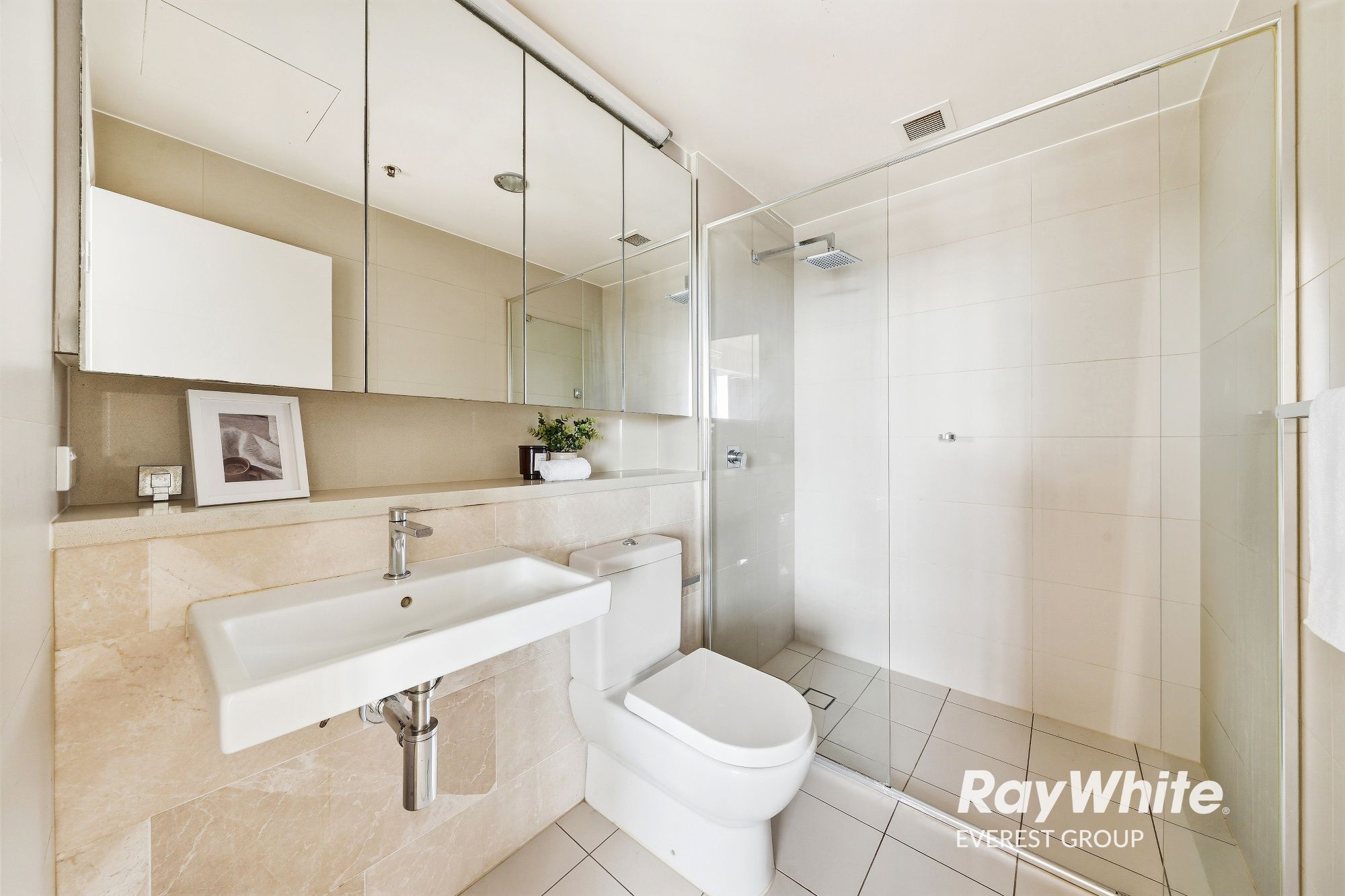 2110/46 Walker Street — photo 13 of 18