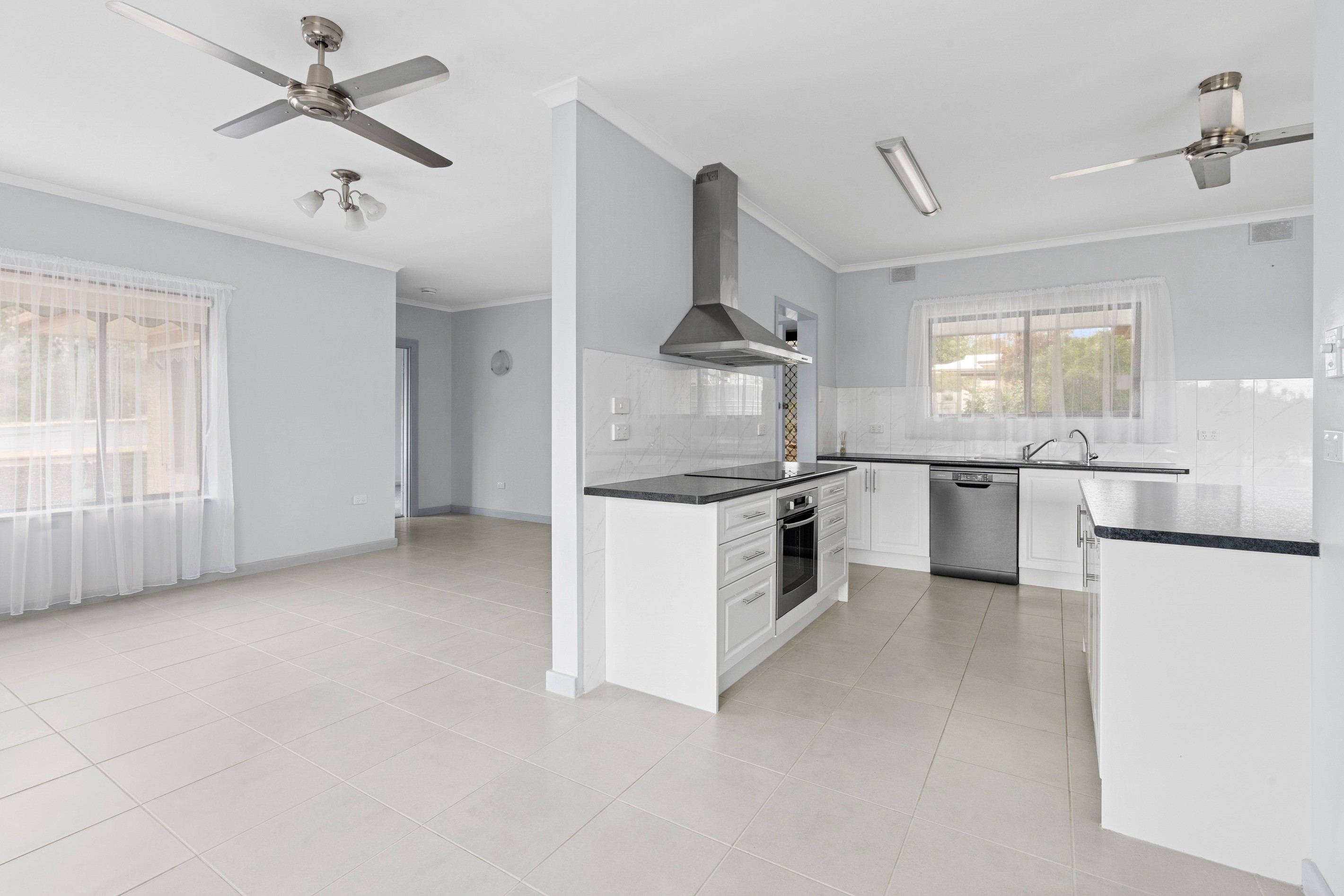 9 Hilltop Drive, Loxton, SA 5333