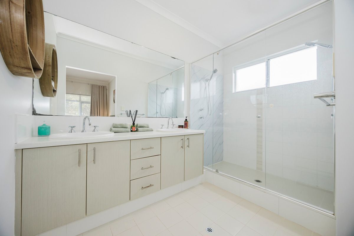 26 Ashmore Avenue — photo 18 of 30