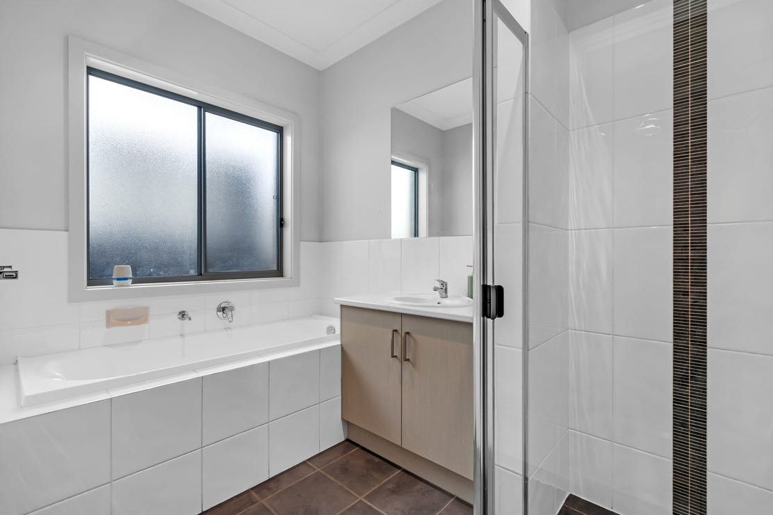 36 Hayfield Avenue — photo 13 of 16